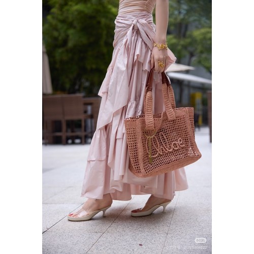 끌로에 2026SS 라피아 위빙 로고자수 바나나 토트백 Chloe 2026 SS Raffia Woven Logo Embroidery Banana Tote Bag 1666 37cm
