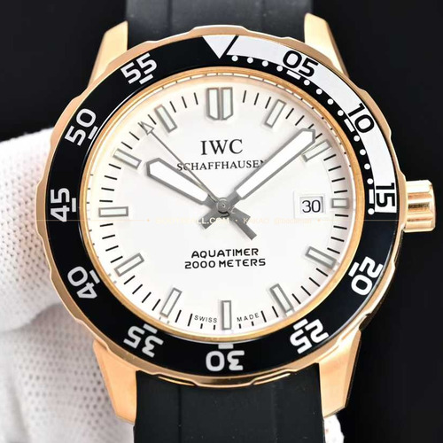 IWC 아쿠아타이머 스틸 블랙다이얼 다이버 오토매틱 IWC Aquatimer Steel Black Dial Diver Automatic 44mm
