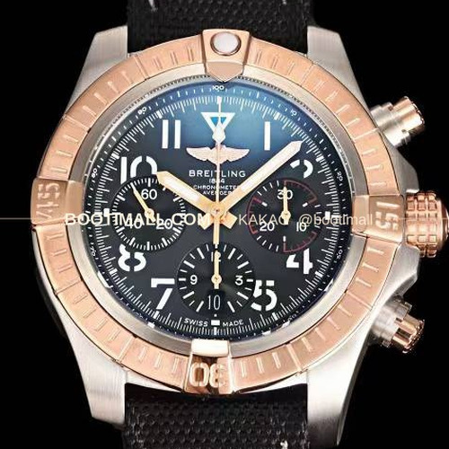 브라이틀링 어벤저 스틸 블랙다이얼 크로노그래프 오토매틱 Breitling Avenger Steel Black Dial Chronograph Automatic B01 45mm
