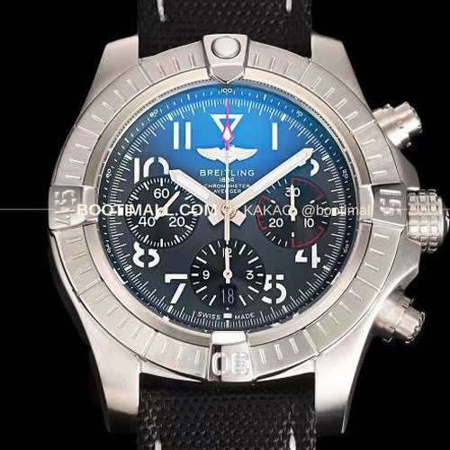 브라이틀링 어벤저 스틸 블랙다이얼 크로노그래프 오토매틱 Breitling Avenger Steel Black Dial Chronograph Automatic B01 45mm