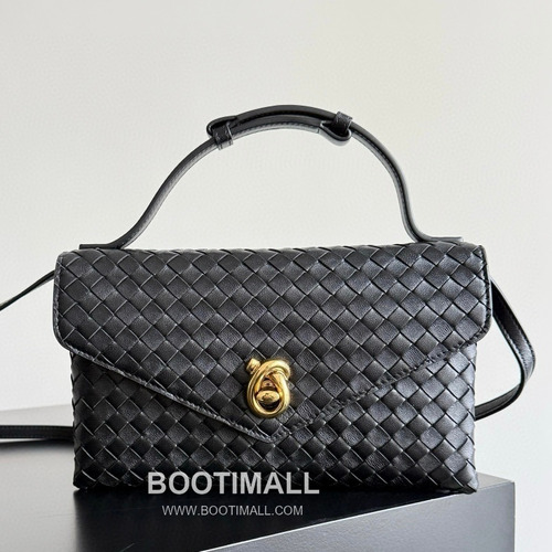 Bottega Veneta Knot Lock Lambskin Leather Black Top Handle Shoulder Bag 보테가베네타 노트락 램스킨 레더 블랙 탑핸들 숄더백 20191180 25cm