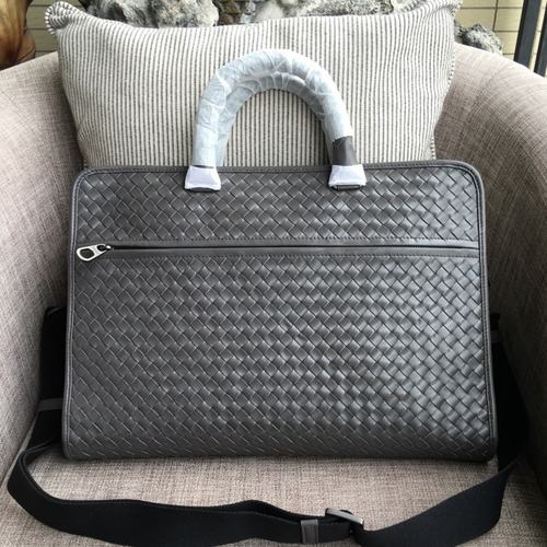 Bottega Veneta Calfskin Leather Black Top Handle Crossbody Briefcase Bag 보테가베네타 카프스킨 레더 블랙 탑핸들 크로스바디 브리프케이스백 20192000 40cm