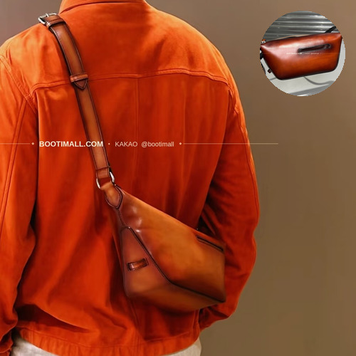 벨루티 파티나 카프스킨 수공 컬러링 오렌지 미니 숄더백 Berluti Patina Calfskin Hand Colored Orange Mini Shoulder Bag 29cm