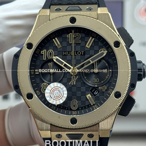 위블로 빅뱅 20주년 세라믹 크로노그래프 오토매틱 OMF라인 Hublot Big Bang 20th Anniversary Ceramic Chronograph Automatic 431.OM.1338.RX 43mm