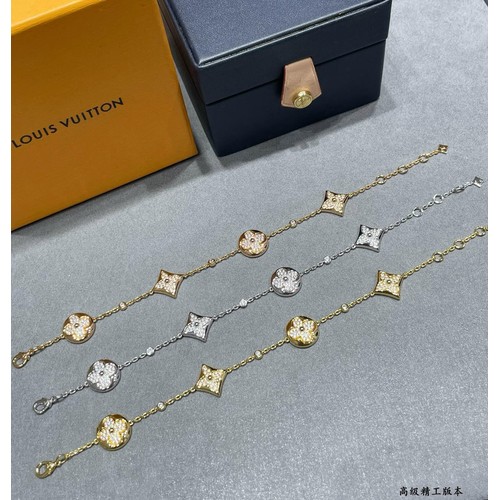 루이비통 모노그램 플라워 풀 다이아 V 골드 브레이슬릿 Louis Vuitton Monogram Flower Full Diamond V Gold Bracelet