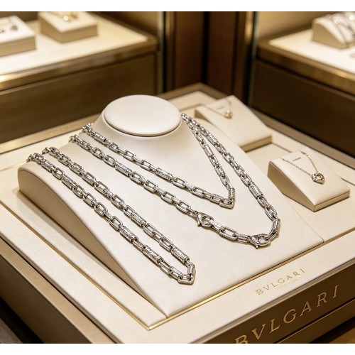 불가리 디바스 드림 V 골드 팬던트 네크리스 Bulgari Divas' Dream V Gold Pendant Necklace