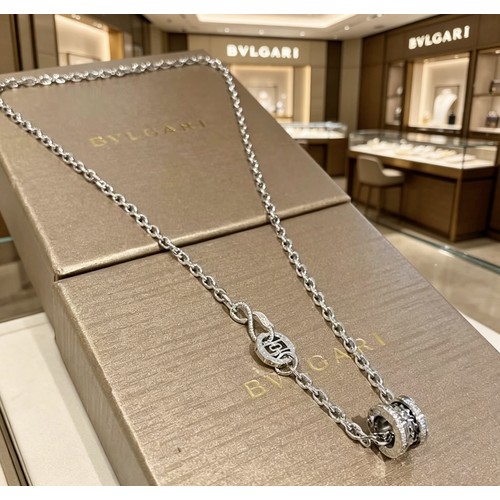 불가리 디바스 드림 V 골드 팬던트 네크리스 Bulgari Divas' Dream V Gold Pendant Necklace