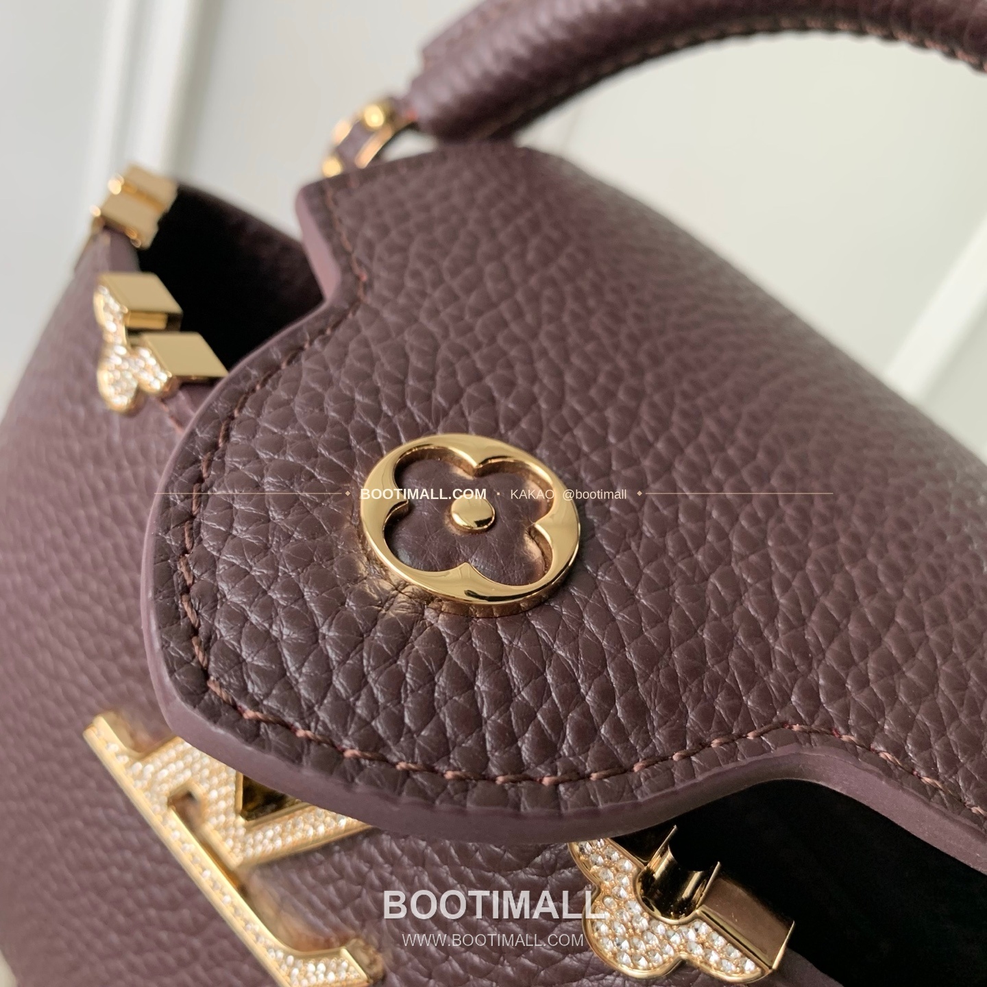 루이비통 카퓌신 미니 타우릴론 레더 플라워 크라운 토트백 Louis Vuitton Capucines Mini Taurillon Leather Flower Crown Top Handle Bag M27164 21cm 5