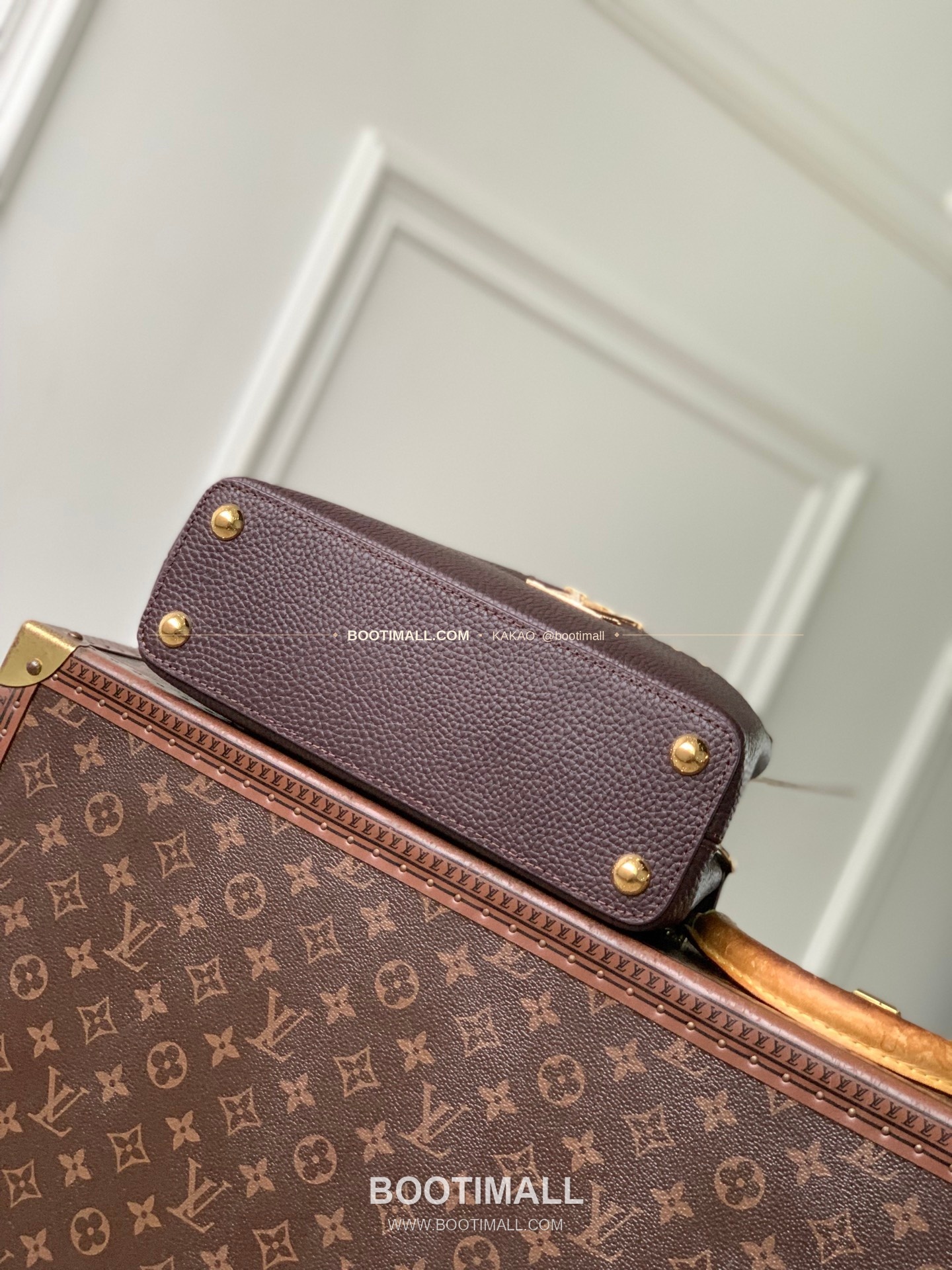 루이비통 카퓌신 스몰 타우릴론 레더 플라워 크라운 토트백 Louis Vuitton Capucines Small Taurillon Leather Flower Crown Top Handle Bag M27164 27cm 4