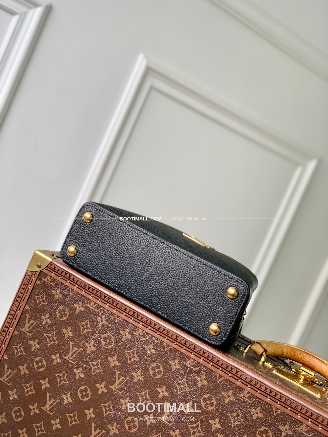 루이비통 카퓌신 스몰 타우릴론 레더 플라워 크라운 토트백 Louis Vuitton Capucines Small Taurillon Leather Flower Crown Top Handle Bag M14970 27cm 4