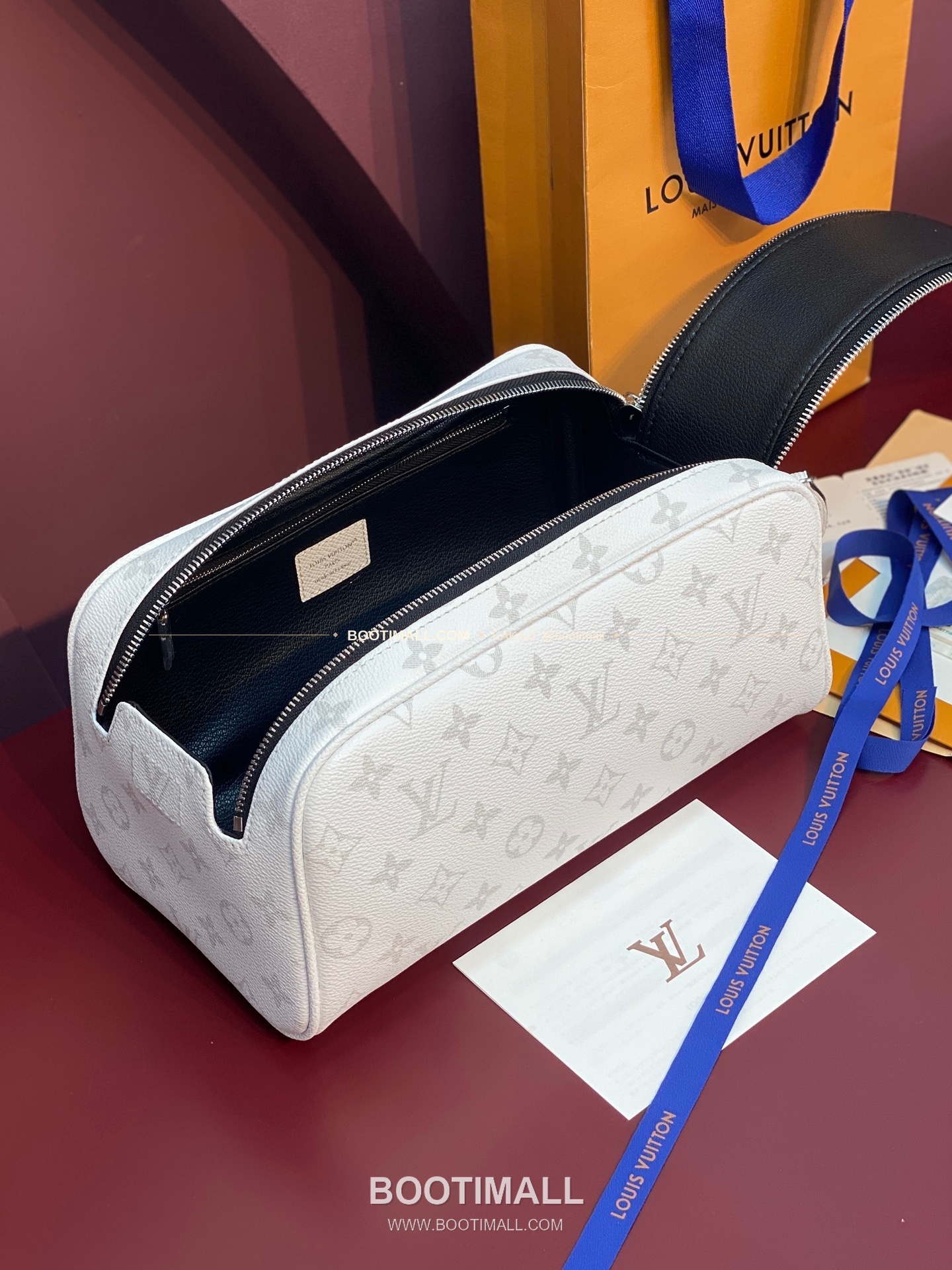 루이비통 도프 키트 타우릴론 모노그램 레더 화이트 클러치 Louis Vuitton Dopp Kit Taurillon Monogram Leather White Clutch M27794 28cm 3