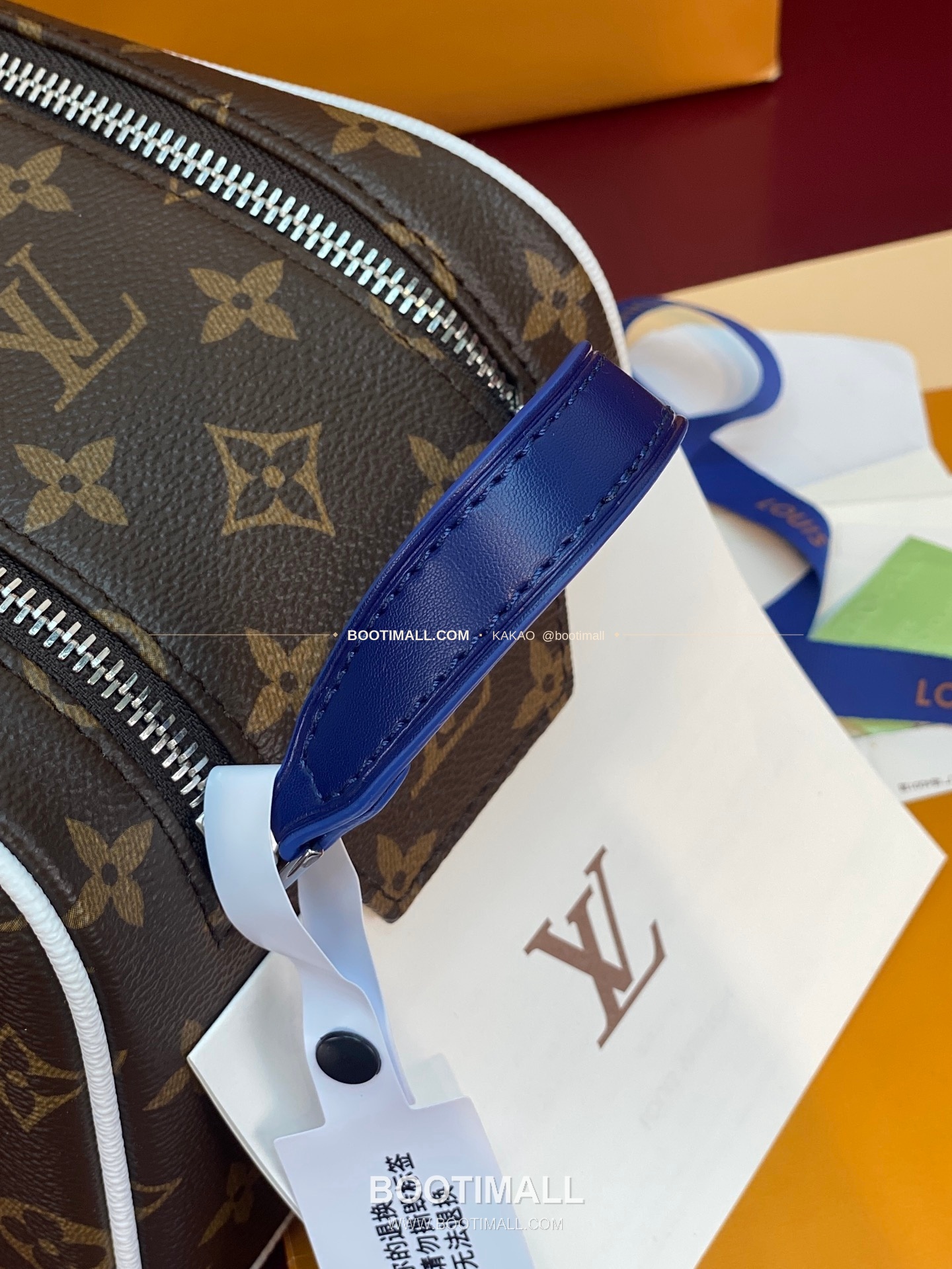 루이비통 도프 키트 모노그램 캔버스 LV 골프 패치 브라운 클러치 Louis Vuitton Dopp Kit Monogram Canvas LV Golf Patch Brown Clutch M28371 28cm 10