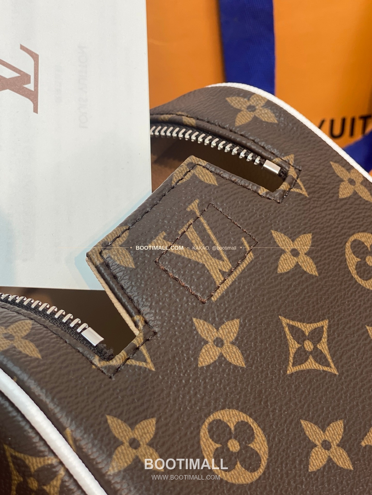 루이비통 도프 키트 모노그램 캔버스 LV 골프 패치 브라운 클러치 Louis Vuitton Dopp Kit Monogram Canvas LV Golf Patch Brown Clutch M28371 28cm 11