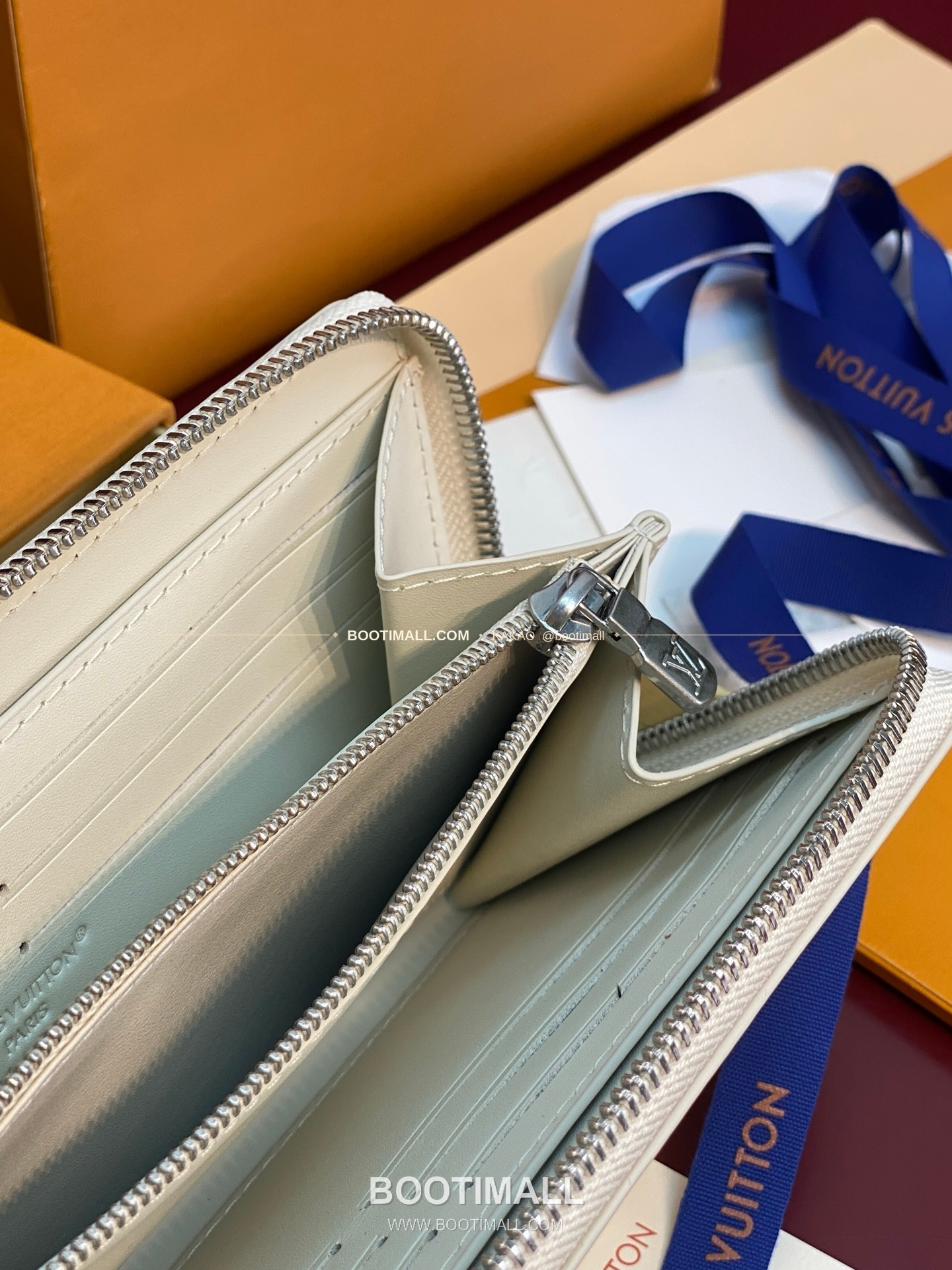 루이비통 지피 월렛 호리즌탈 모노그램 섀도우 레더 네이비 화이트 장지갑 Louis Vuitton Zippy Wallet Horizontal Monogram Shadow Leather Navy White Long Wallet M29777 21cm 4