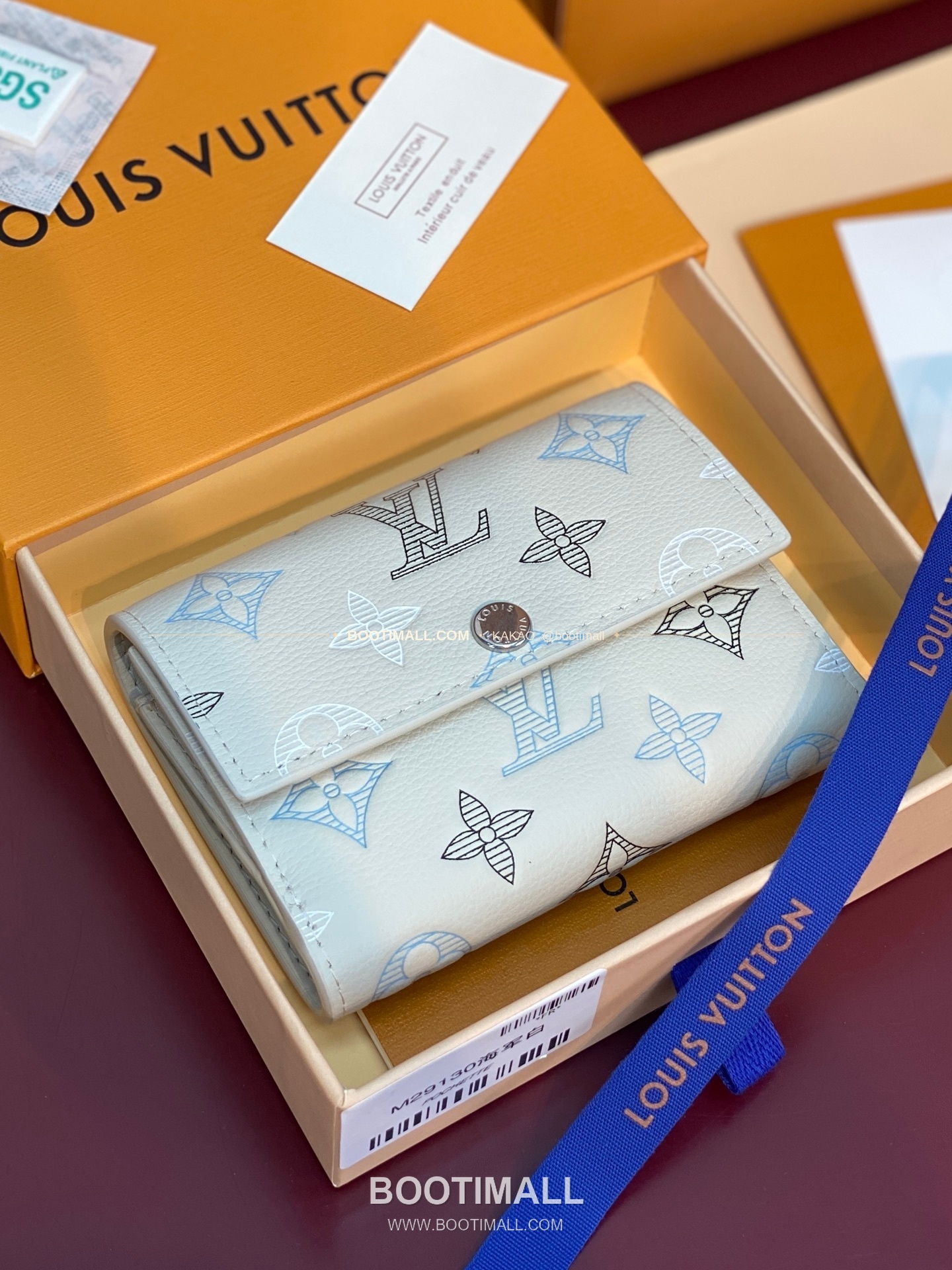 루이비통 빅터 월렛 모노그램 섀도우 레더 네이비 화이트 반지갑 Louis Vuitton Victor Wallet Monogram Shadow Leather Navy White Bifold Wallet M29130 11.5cm 3