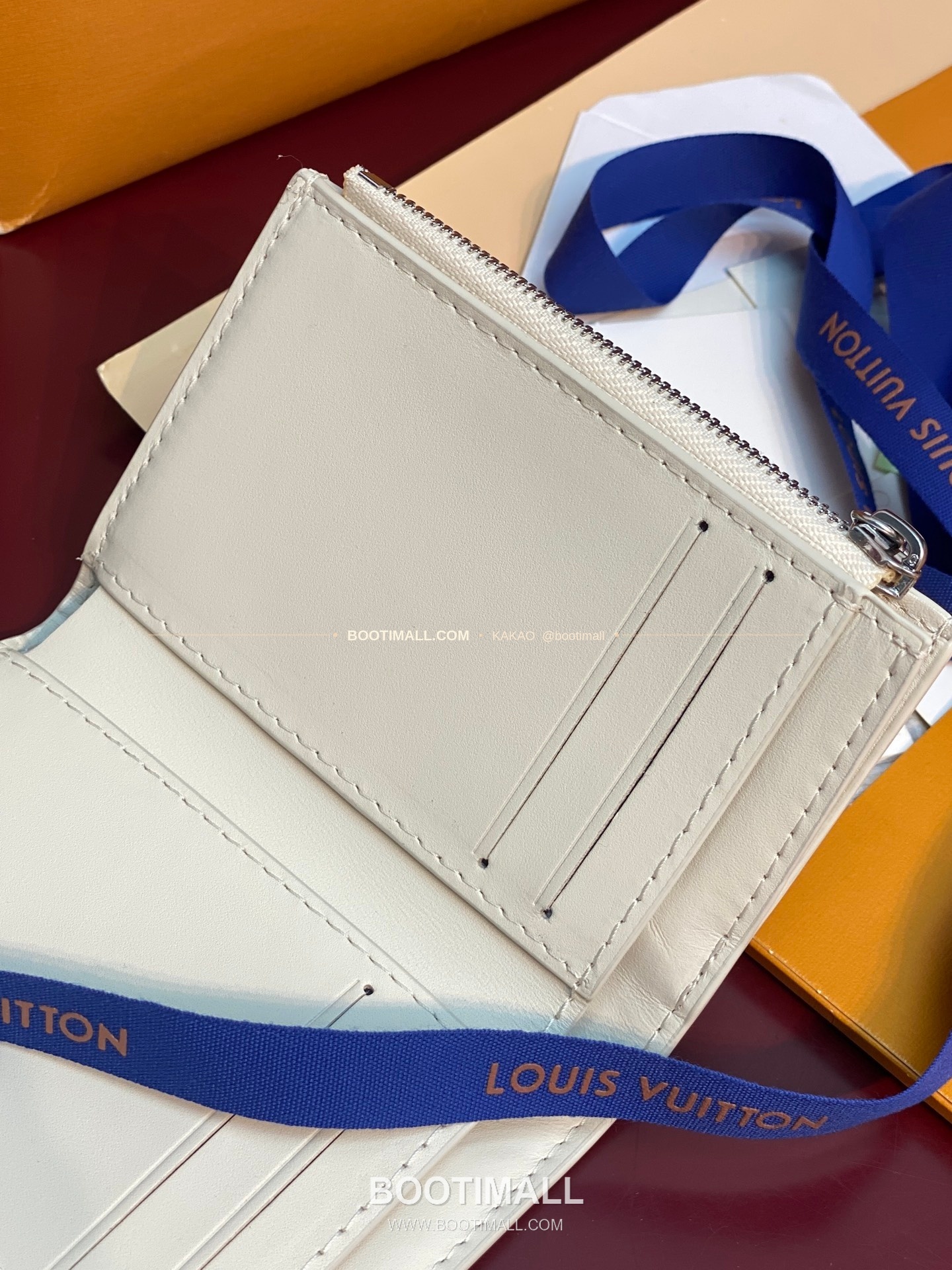 루이비통 빅터 월렛 모노그램 섀도우 레더 네이비 화이트 반지갑 Louis Vuitton Victor Wallet Monogram Shadow Leather Navy White Bifold Wallet M29130 11.5cm 7