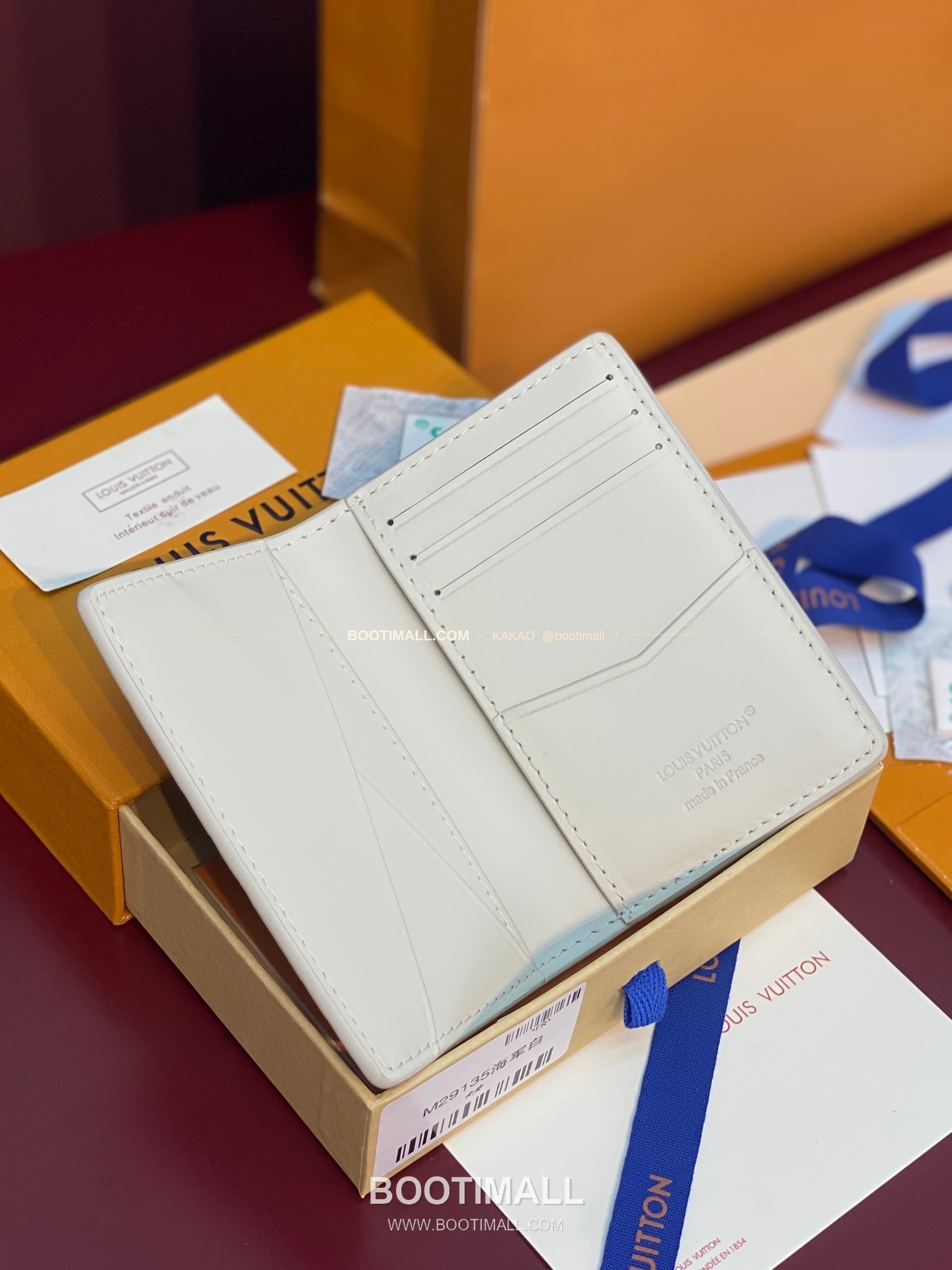 루이비통 모노그램 섀도우 레더 네이비 화이트 반지갑 Louis Vuitton Monogram Shadow Leather Navy White Bifold Wallet M29135 4