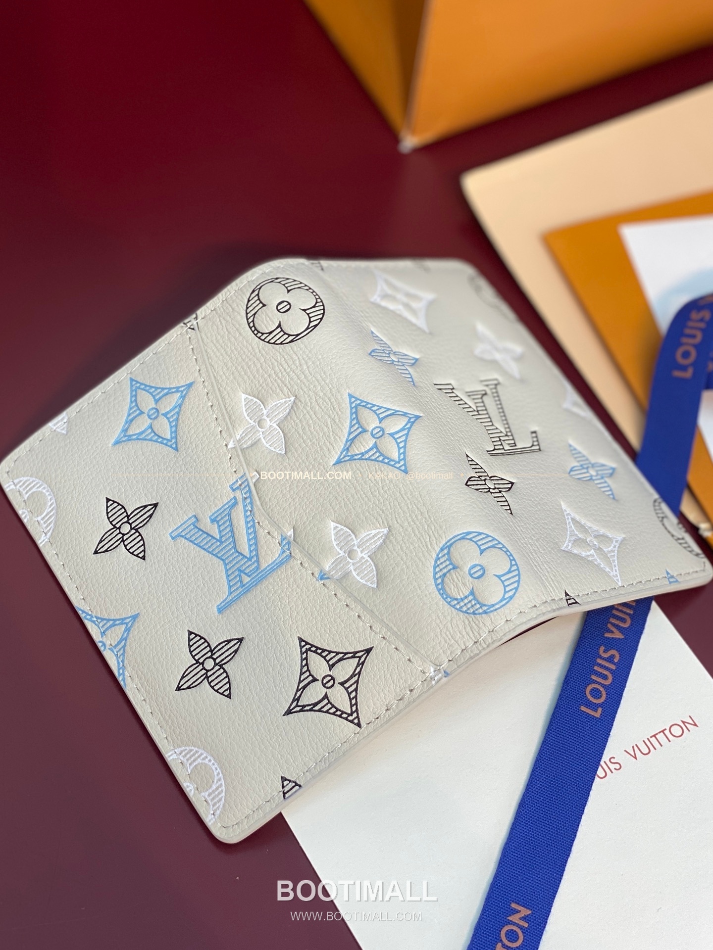 루이비통 모노그램 섀도우 레더 네이비 화이트 반지갑 Louis Vuitton Monogram Shadow Leather Navy White Bifold Wallet M29135 5