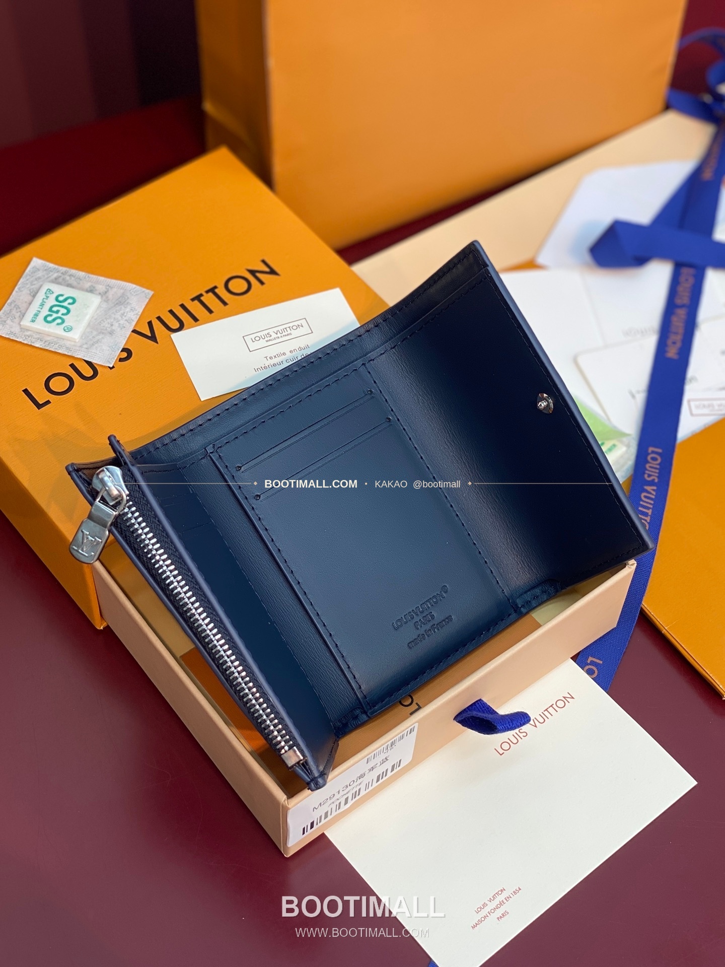 루이비통 빅터 월렛 모노그램 섀도우 레더 네이비 화이트 반지갑 Louis Vuitton Victor Wallet Monogram Shadow Leather Navy White Bifold Wallet M29130 11.5cm 4