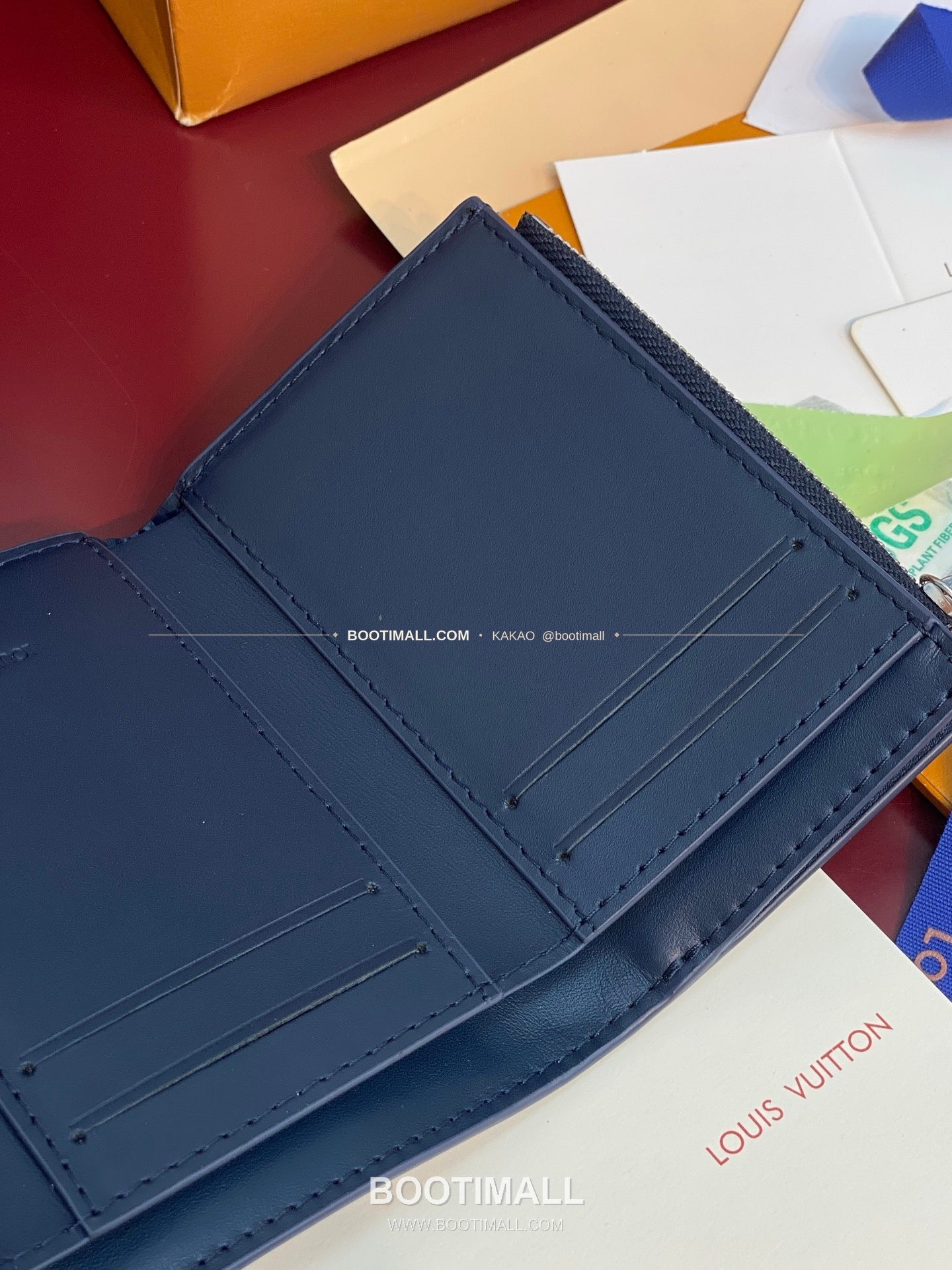 루이비통 빅터 월렛 모노그램 섀도우 레더 네이비 화이트 반지갑 Louis Vuitton Victor Wallet Monogram Shadow Leather Navy White Bifold Wallet M29130 11.5cm 7