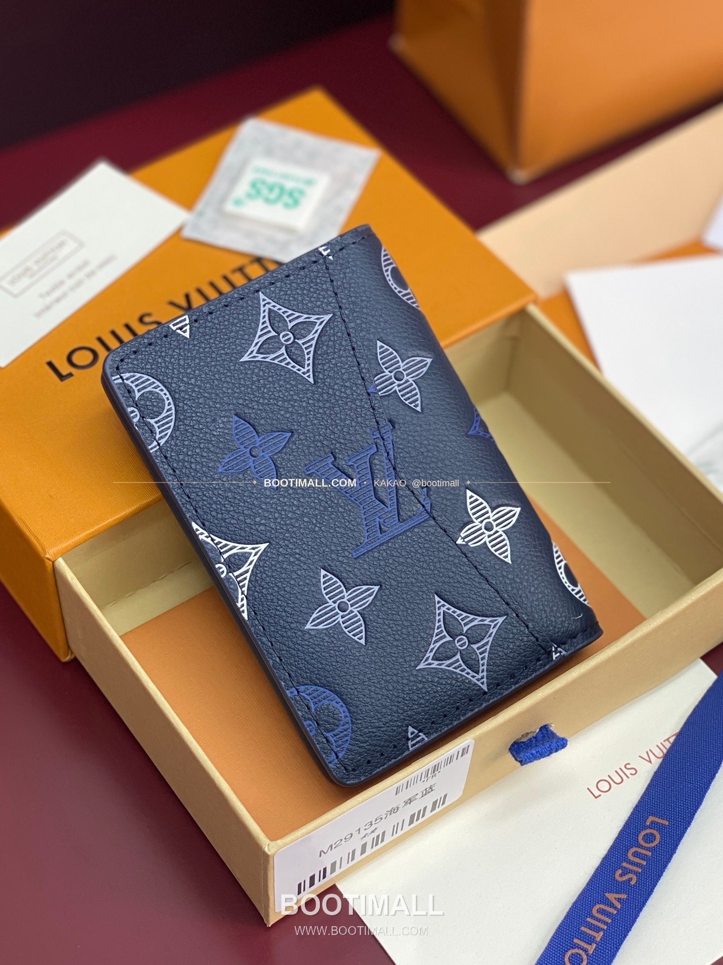 루이비통 모노그램 섀도우 레더 네이비 화이트 반지갑 Louis Vuitton Monogram Shadow Leather Navy White Bifold Wallet M29135 2