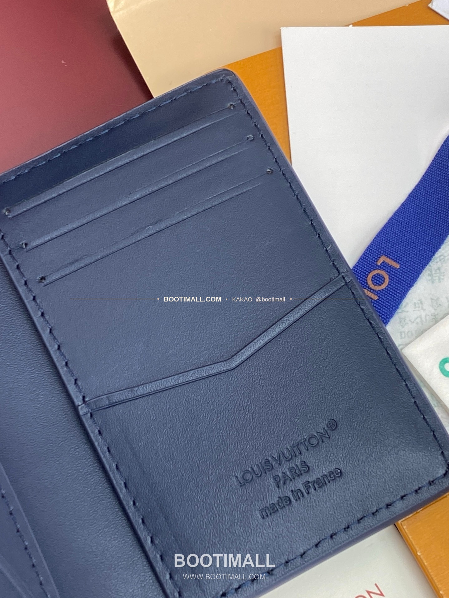 루이비통 모노그램 섀도우 레더 네이비 화이트 반지갑 Louis Vuitton Monogram Shadow Leather Navy White Bifold Wallet M29135 7