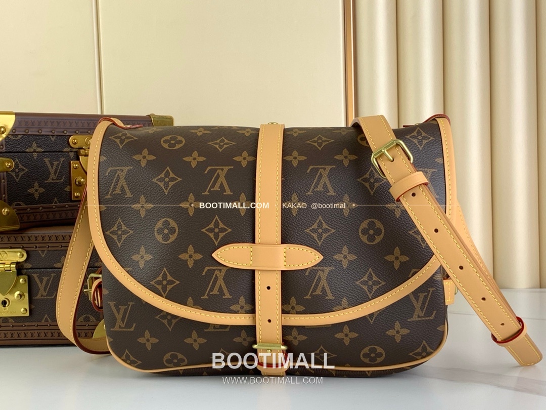 루이비통 소뮤르 미디움 모노그램 캔버스 브라운 숄더백 Louis Vuitton Saumur Medium Monogram Canvas Brown Shoulder Bag M40710 28cm 3