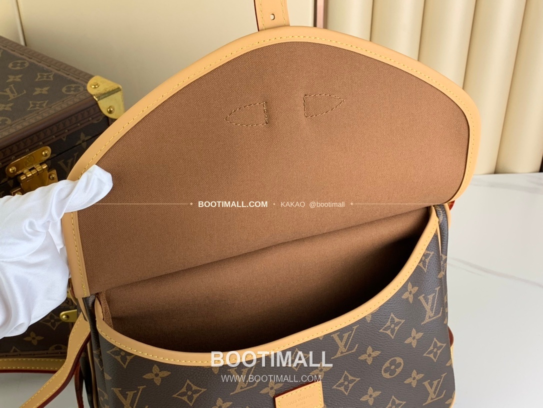 루이비통 소뮤르 미디움 모노그램 캔버스 브라운 숄더백 Louis Vuitton Saumur Medium Monogram Canvas Brown Shoulder Bag M40710 28cm 8