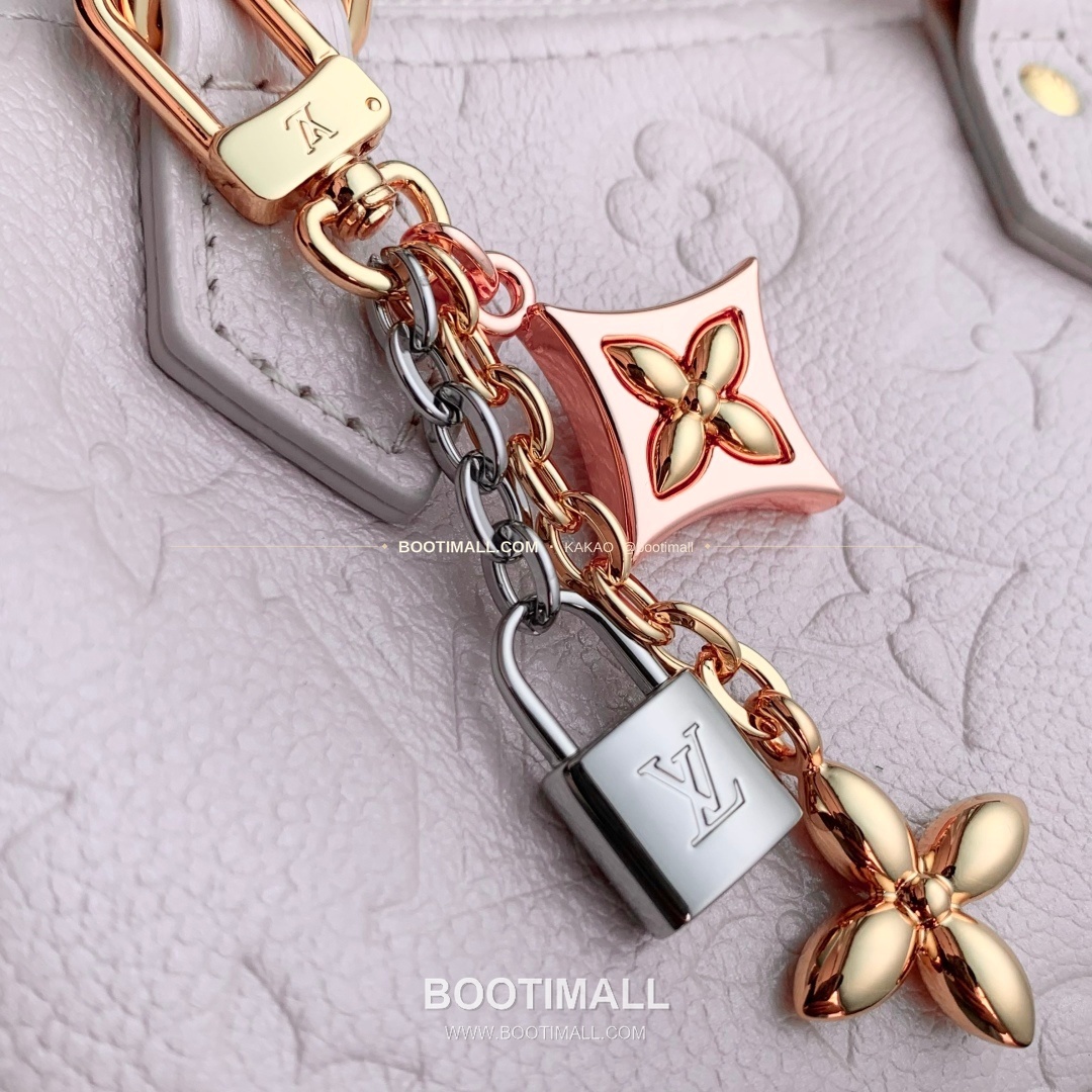 루이비통 나노 스피디 엠프렝트 쉬머리 레더 펄핑크 토트백 Louis Vuitton Nano Speedy Empreinte Shimmery Leather Pearl Pink Top Handle Bag M27107 16cm 5