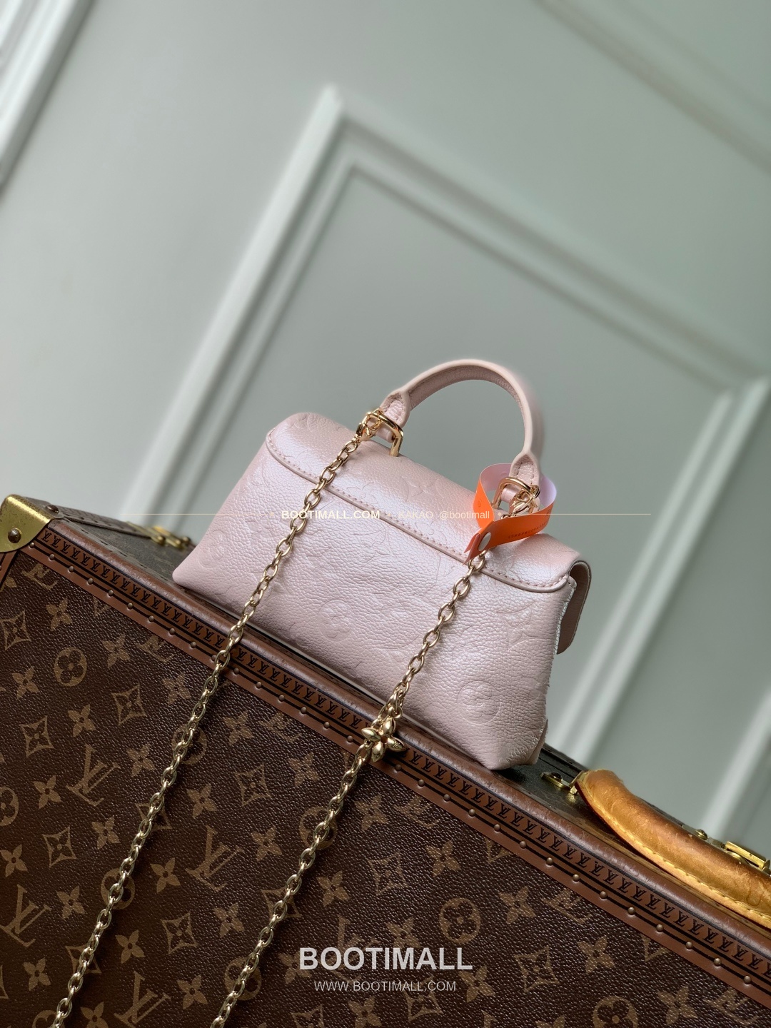 루이비통 나노 마들렌 엠프렝트 쉬머리 레더 S락 펄핑크 숄더백 Louis Vuitton Nano Madeleine Empreinte Shimmery Leather S-Lock Pearl Pink Shoulder Bag M27043 21cm 3