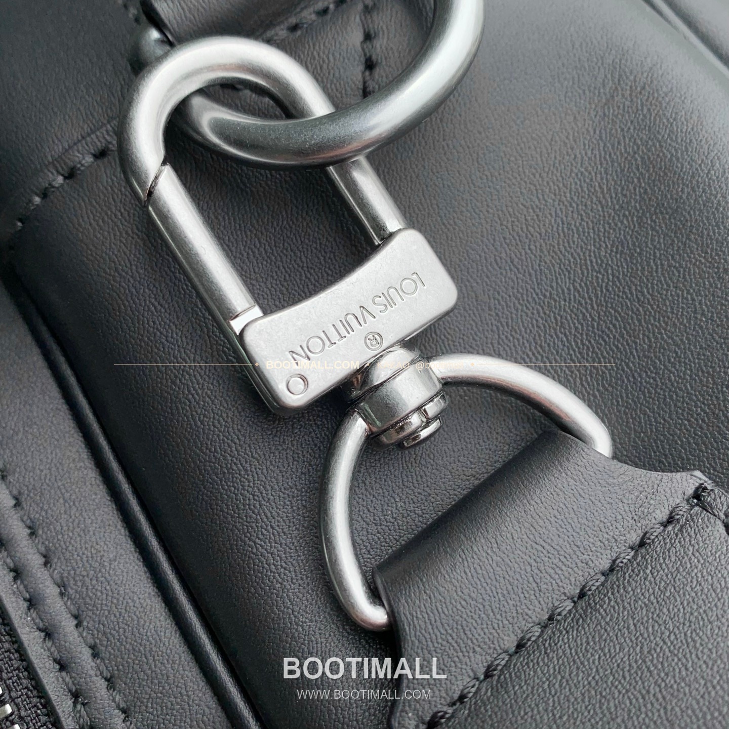 루이비통 닐 스몰 타우릴론 레더 블랙 메신져 토트백 Louis Vuitton Nil Small Taurillon Leather Black Top Handle Bag M27999 25cm 6
