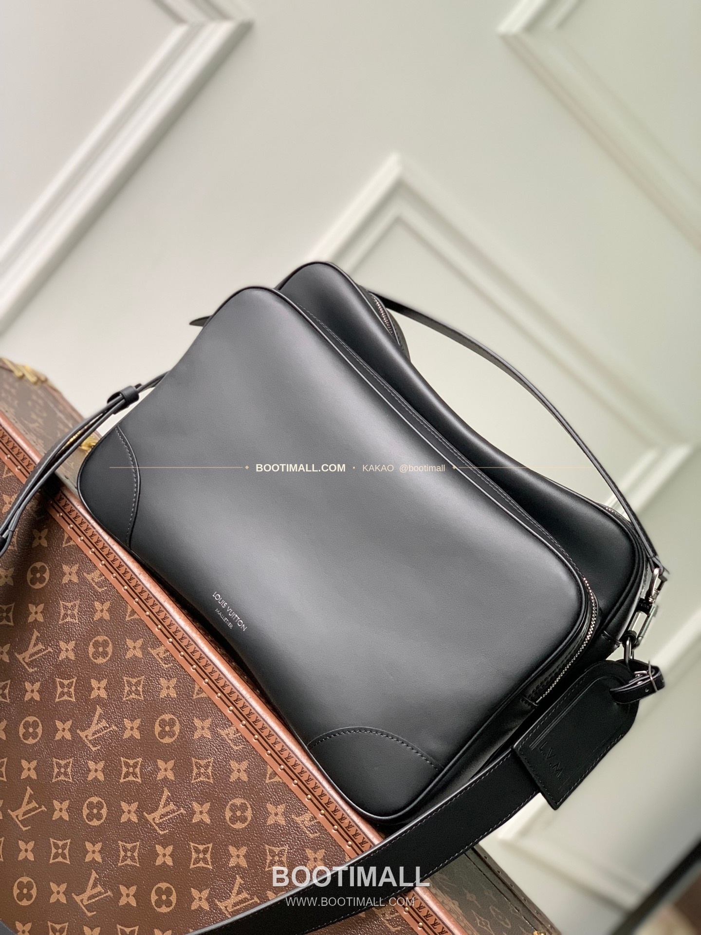 루이비통 닐 XL 타우릴론 레더 블랙 토트백 Louis Vuitton Nil XL Taurillon Leather Black Top Handle Bag M27999 37cm 1