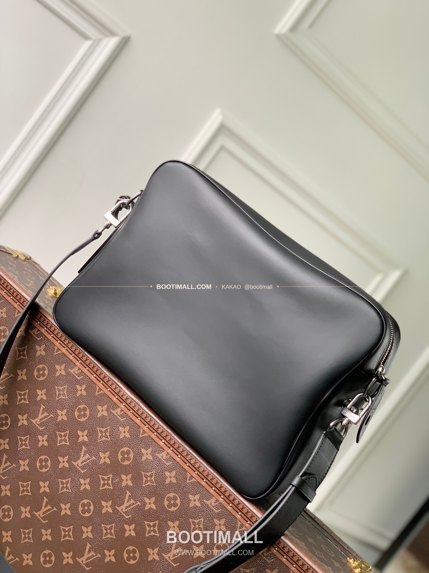루이비통 닐 XL 타우릴론 레더 블랙 토트백 Louis Vuitton Nil XL Taurillon Leather Black Top Handle Bag M27999 37cm 3