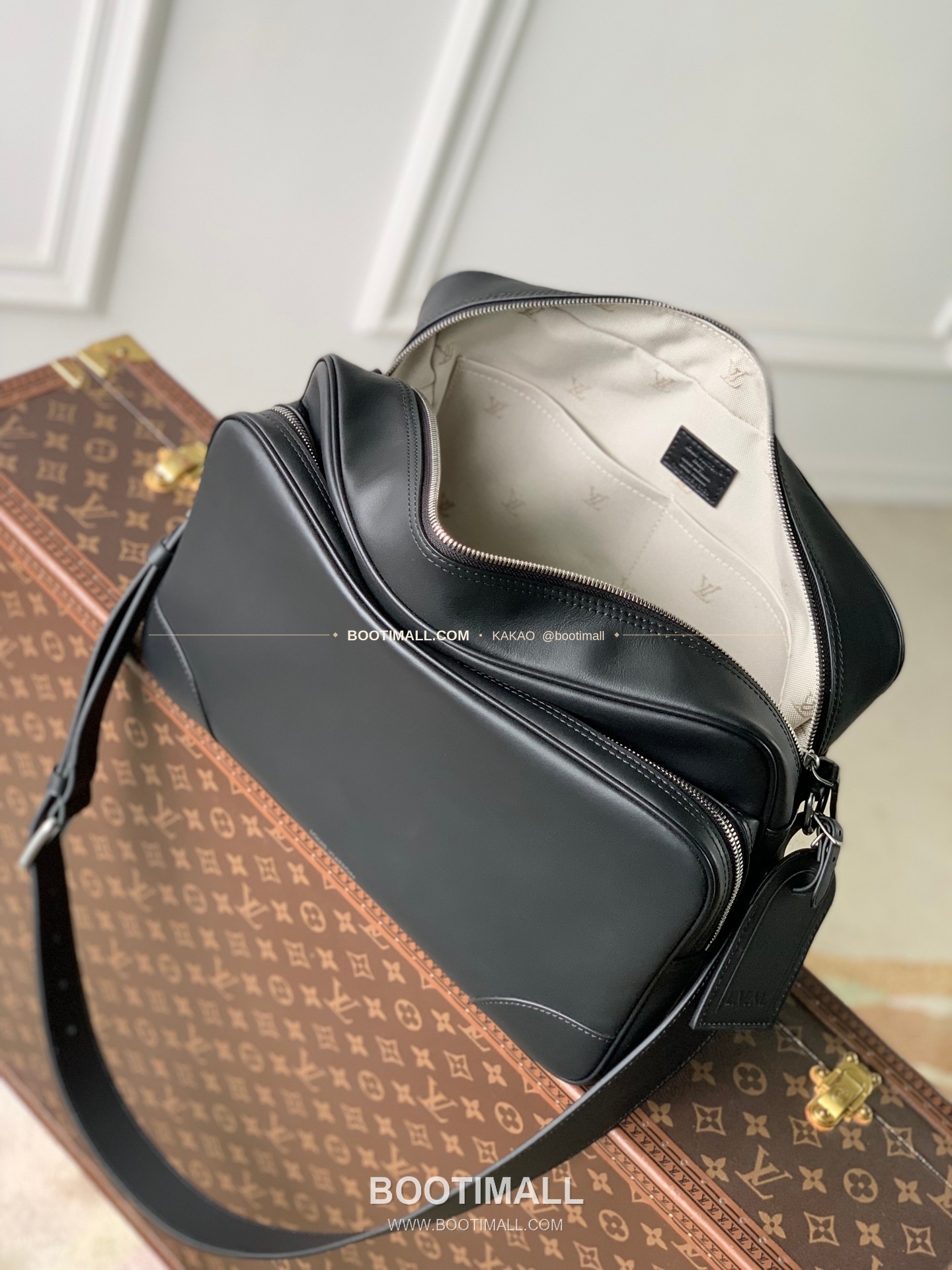 루이비통 닐 XL 타우릴론 레더 블랙 토트백 Louis Vuitton Nil XL Taurillon Leather Black Top Handle Bag M27999 37cm 12