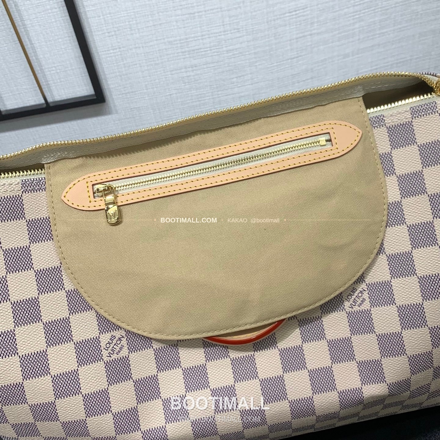 루이비통 스피디 35 다미에 아주르 캔버스 화이트 토트백 Louis Vuitton Speedy 35 Damier Azur Canvas White Top Handle Bag N41372 35cm 6