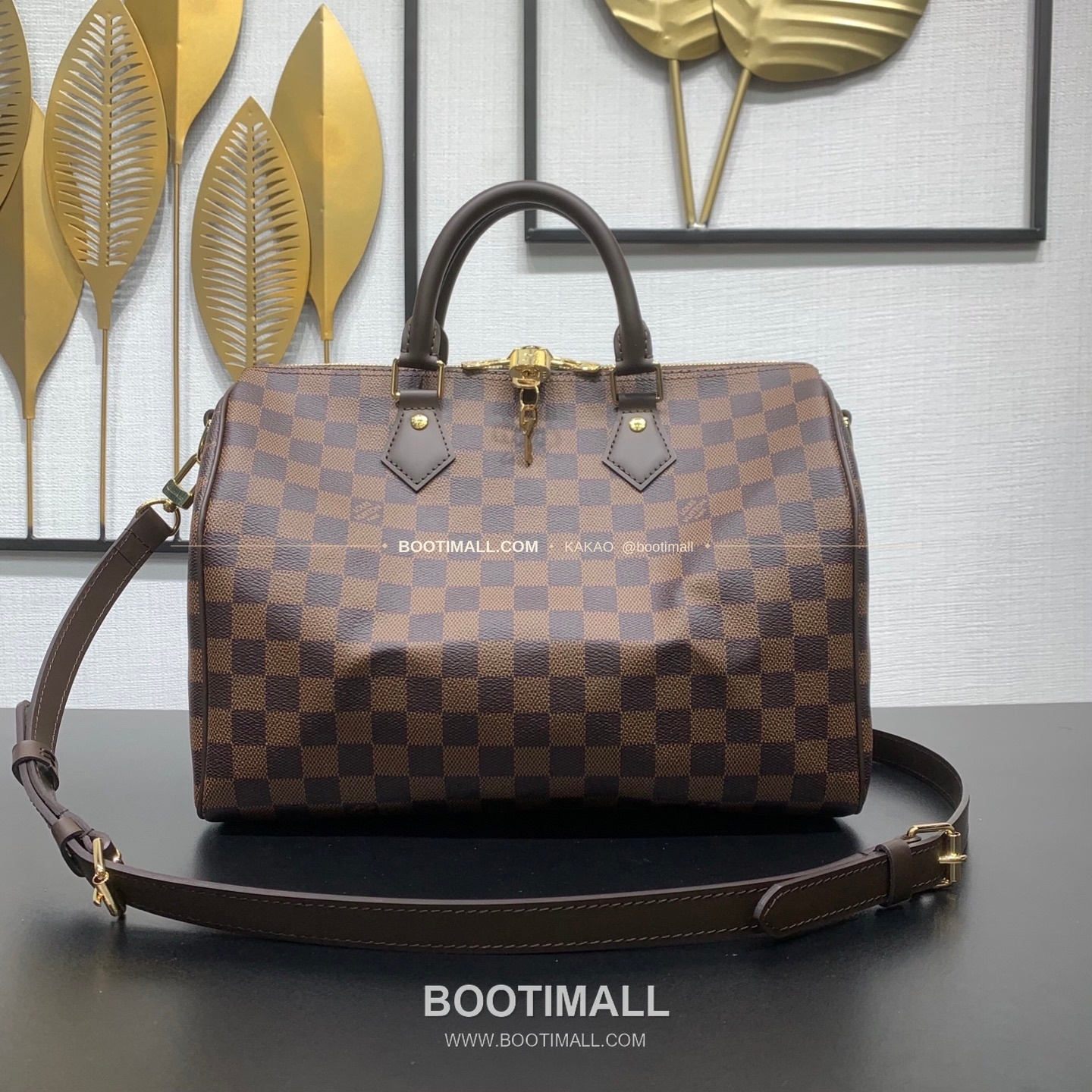 루이비통 스피디 반둘리에 30 다미에 에벤 캔버스 브라운 더플백 Louis Vuitton Speedy Bandouliere 30 Damier Ebene Canvas Brown Duffle Bag N40590 30cm 1