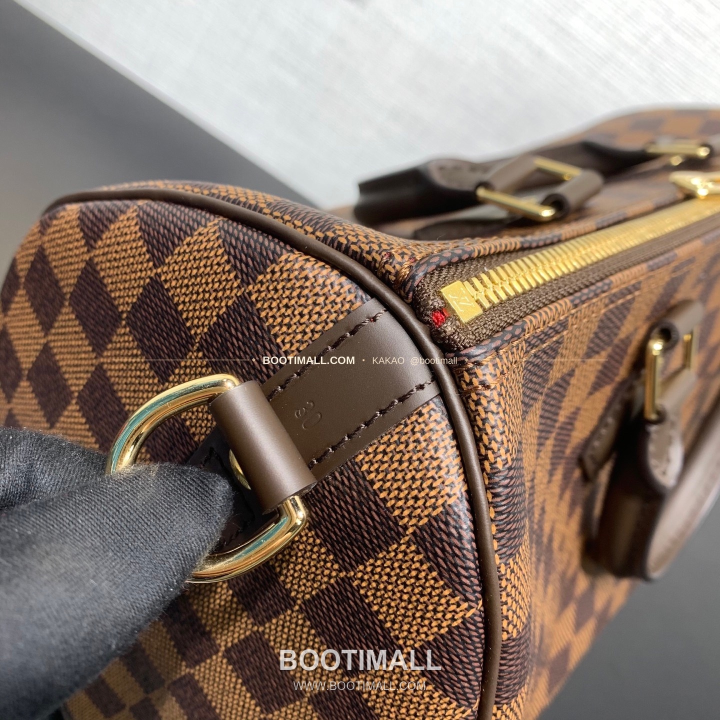 루이비통 스피디 반둘리에 30 다미에 에벤 캔버스 브라운 더플백 Louis Vuitton Speedy Bandouliere 30 Damier Ebene Canvas Brown Duffle Bag N40590 30cm 10