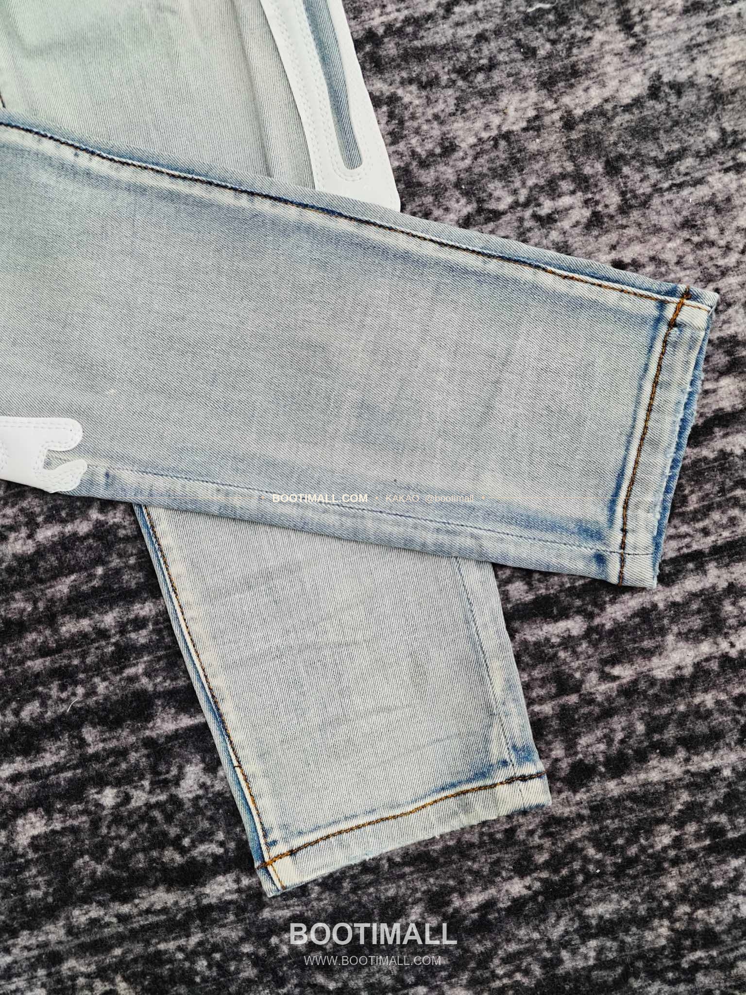 아미리 코튼 슬림핏 데님 팬츠 AMIRI Cotton Slim Fit Denim Pants PHM71500 9