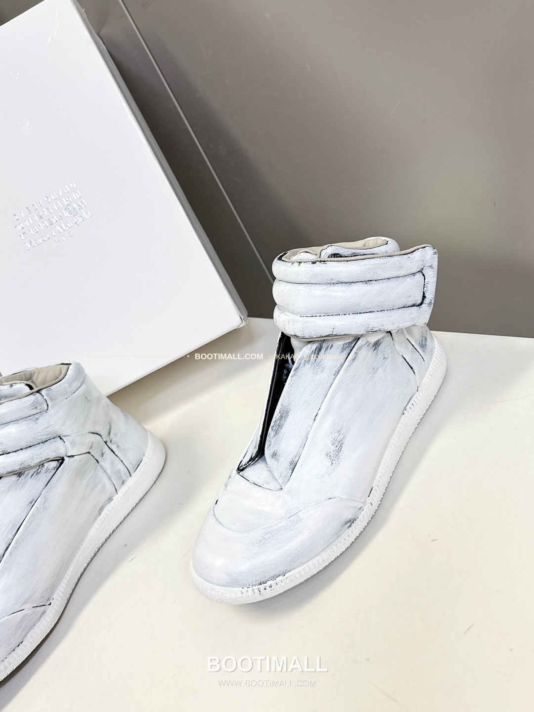 메종마르지엘라 퓨처 송아지가죽 히든밴드 하이탑 스니커즈 Maison Margiela Future Calfskin Hidden Band High-Top Sneakers 3