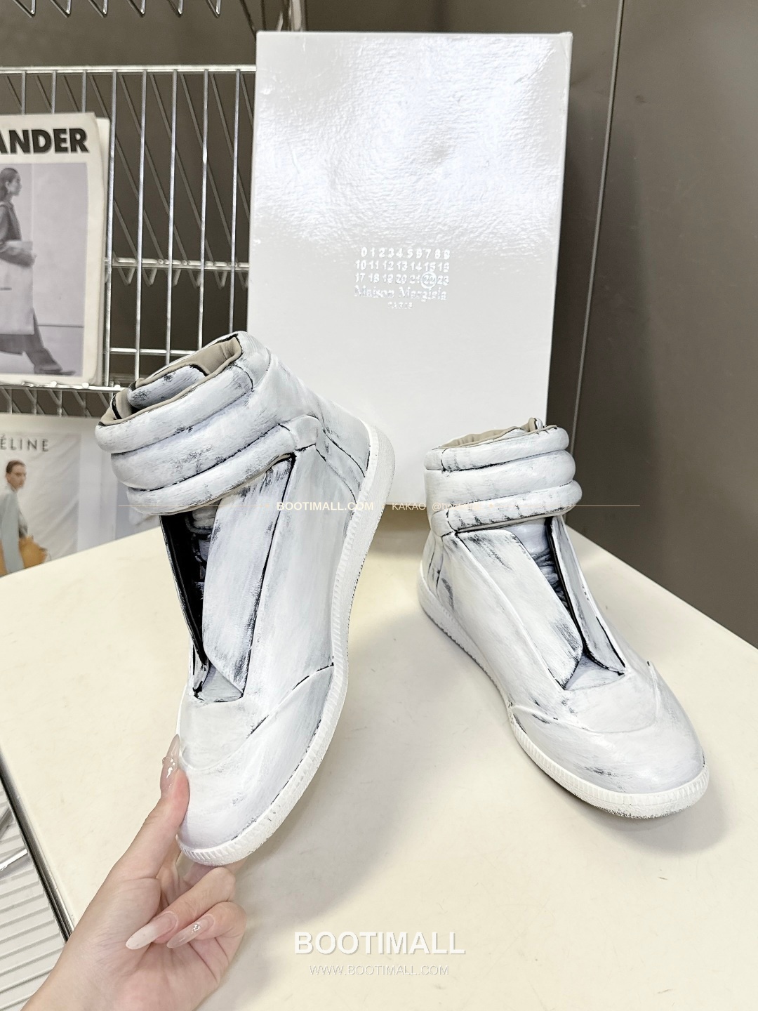 메종마르지엘라 퓨처 송아지가죽 히든밴드 하이탑 스니커즈 Maison Margiela Future Calfskin Hidden Band High-Top Sneakers 4
