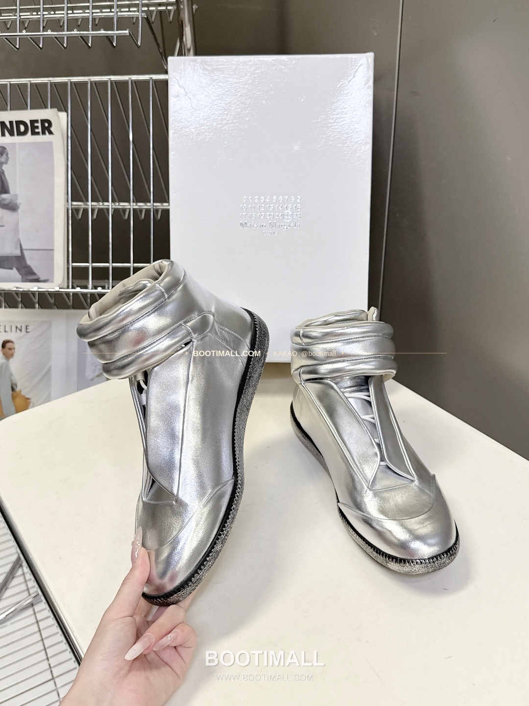 메종마르지엘라 퓨처 송아지가죽 히든밴드 하이탑 스니커즈 Maison Margiela Future Calfskin Hidden Band High-Top Sneakers 4