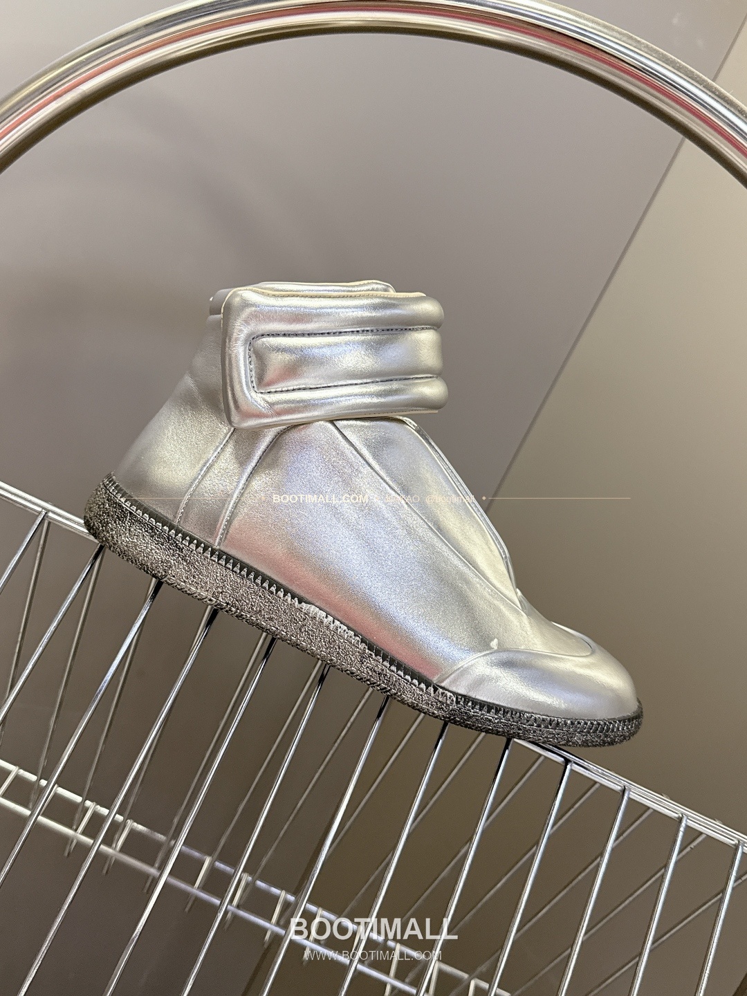 메종마르지엘라 퓨처 송아지가죽 히든밴드 하이탑 스니커즈 Maison Margiela Future Calfskin Hidden Band High-Top Sneakers 5