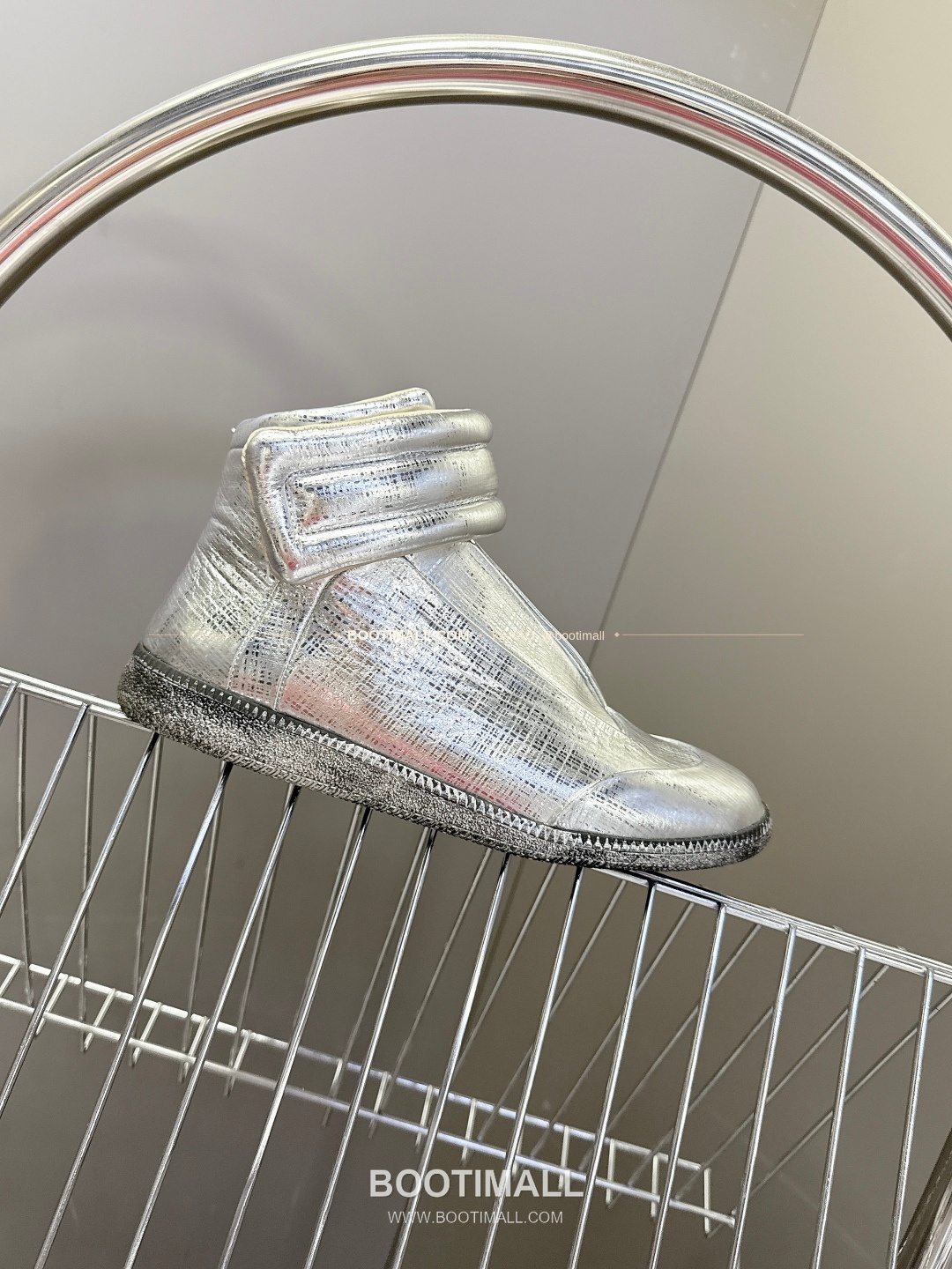 메종마르지엘라 퓨처 송아지가죽 히든밴드 하이탑 스니커즈 Maison Margiela Future Calfskin Hidden Band High-Top Sneakers 5