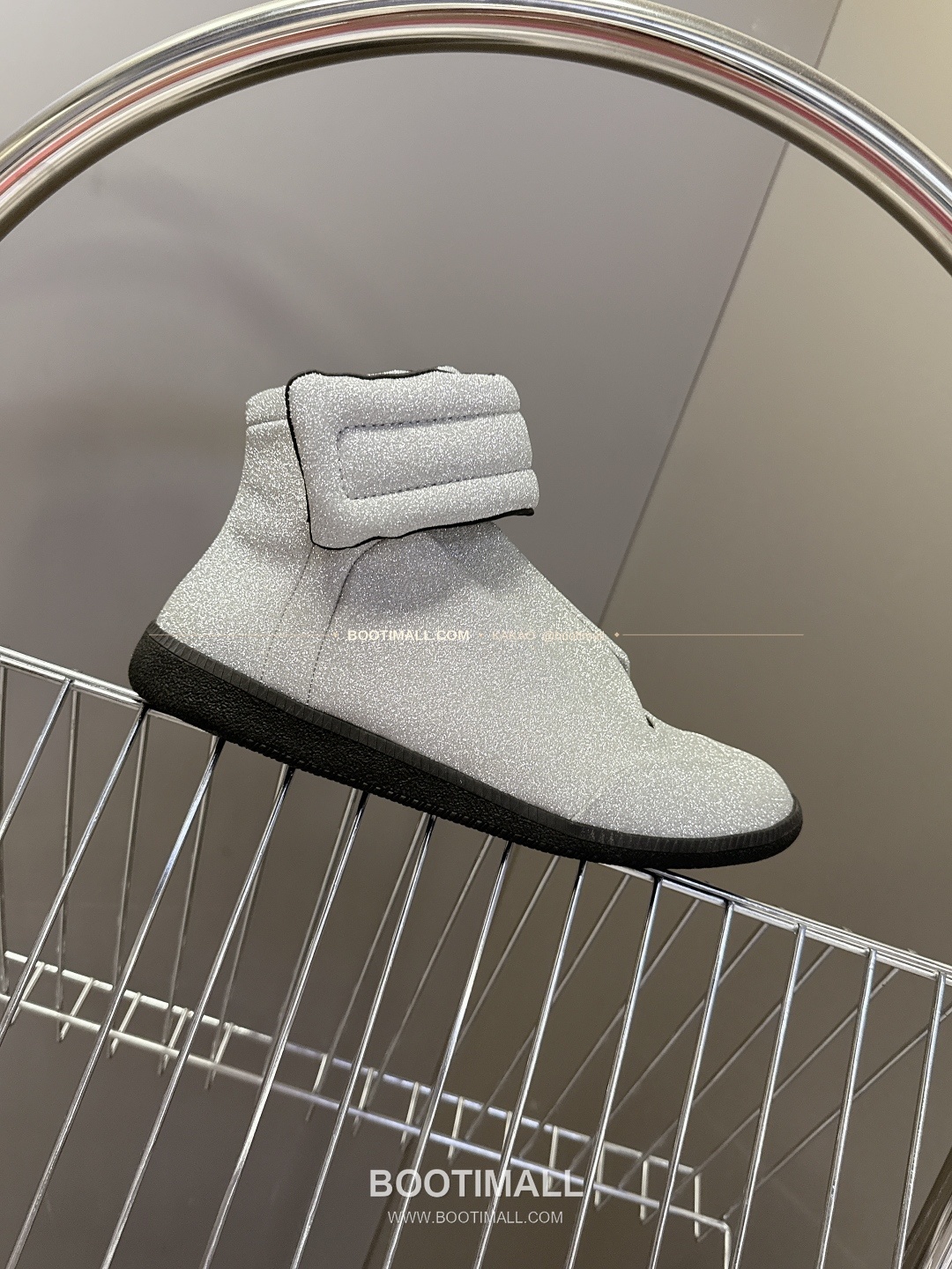 메종마르지엘라 퓨처 송아지가죽 히든밴드 하이탑 스니커즈 Maison Margiela Future Calfskin Hidden Band High-Top Sneakers 5