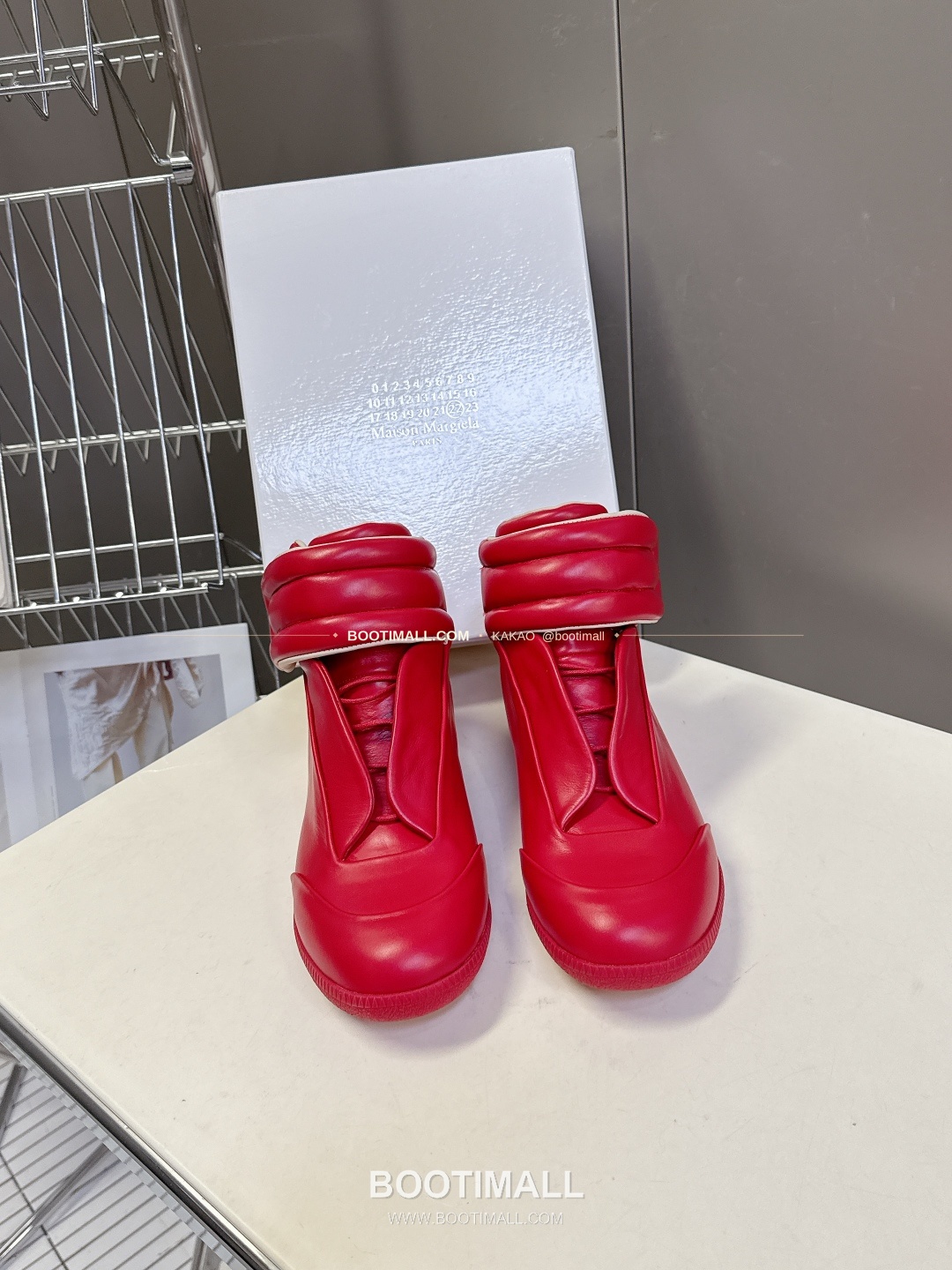메종마르지엘라 퓨처 송아지가죽 히든밴드 하이탑 스니커즈 Maison Margiela Future Calfskin Hidden Band High-Top Sneakers 1