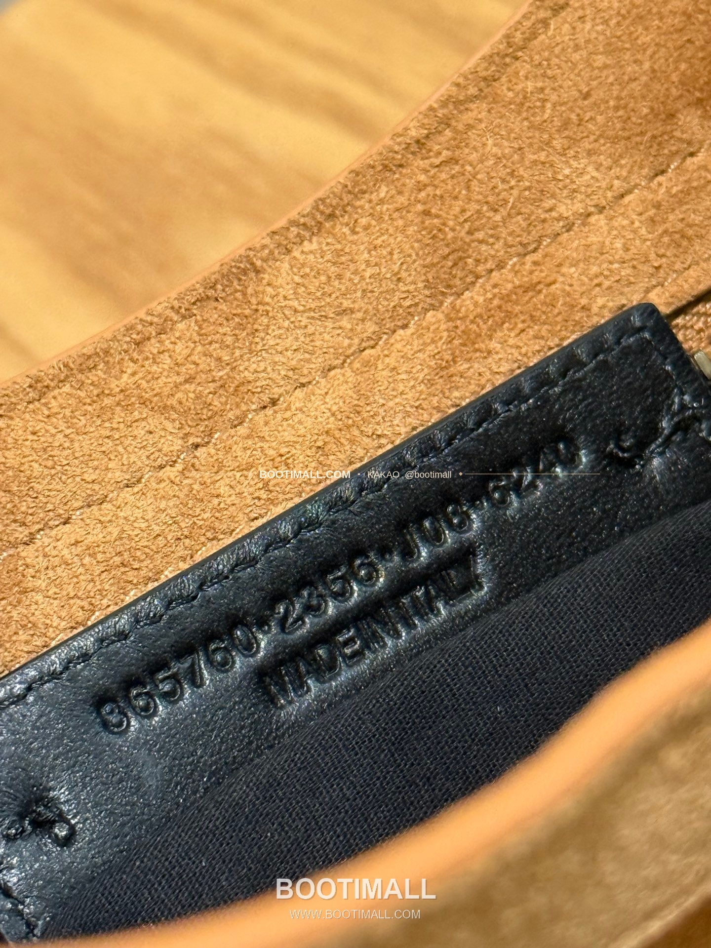 발렌시아가 26SS 스웨이드 태슬 모터 토트백 Balenciaga 26SS Suede Tassel Moto Tote Bag 3301 38.5cm 15