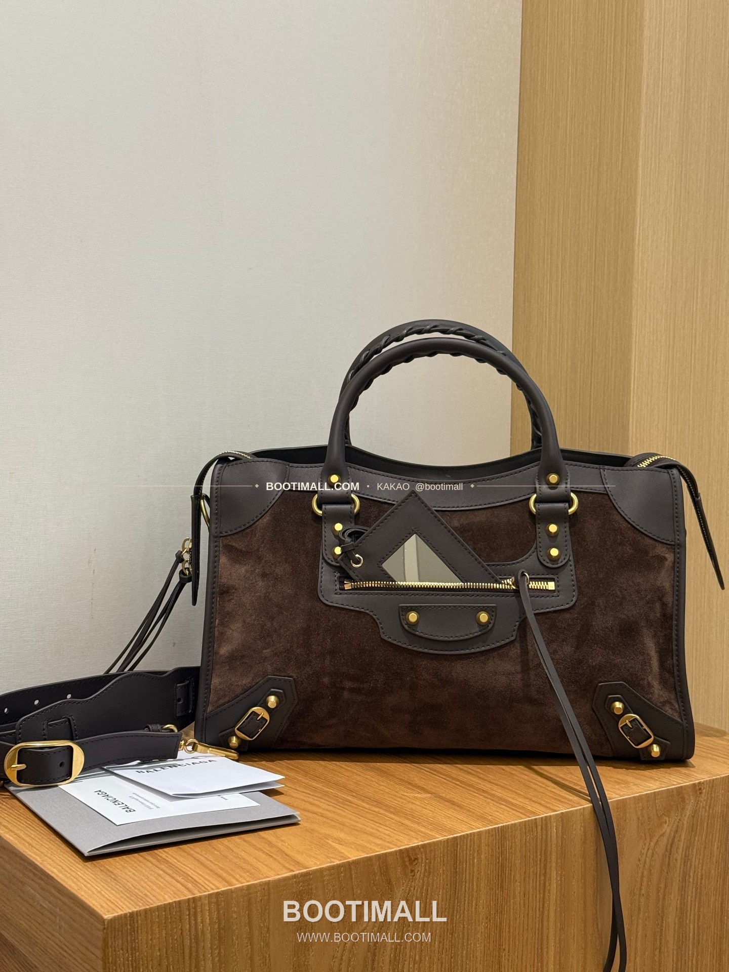 발렌시아가 르시티 레더 태슬 모터 토트백 Balenciaga Le City Leather Tassel Moto Tote Bag 3301 37cm 4