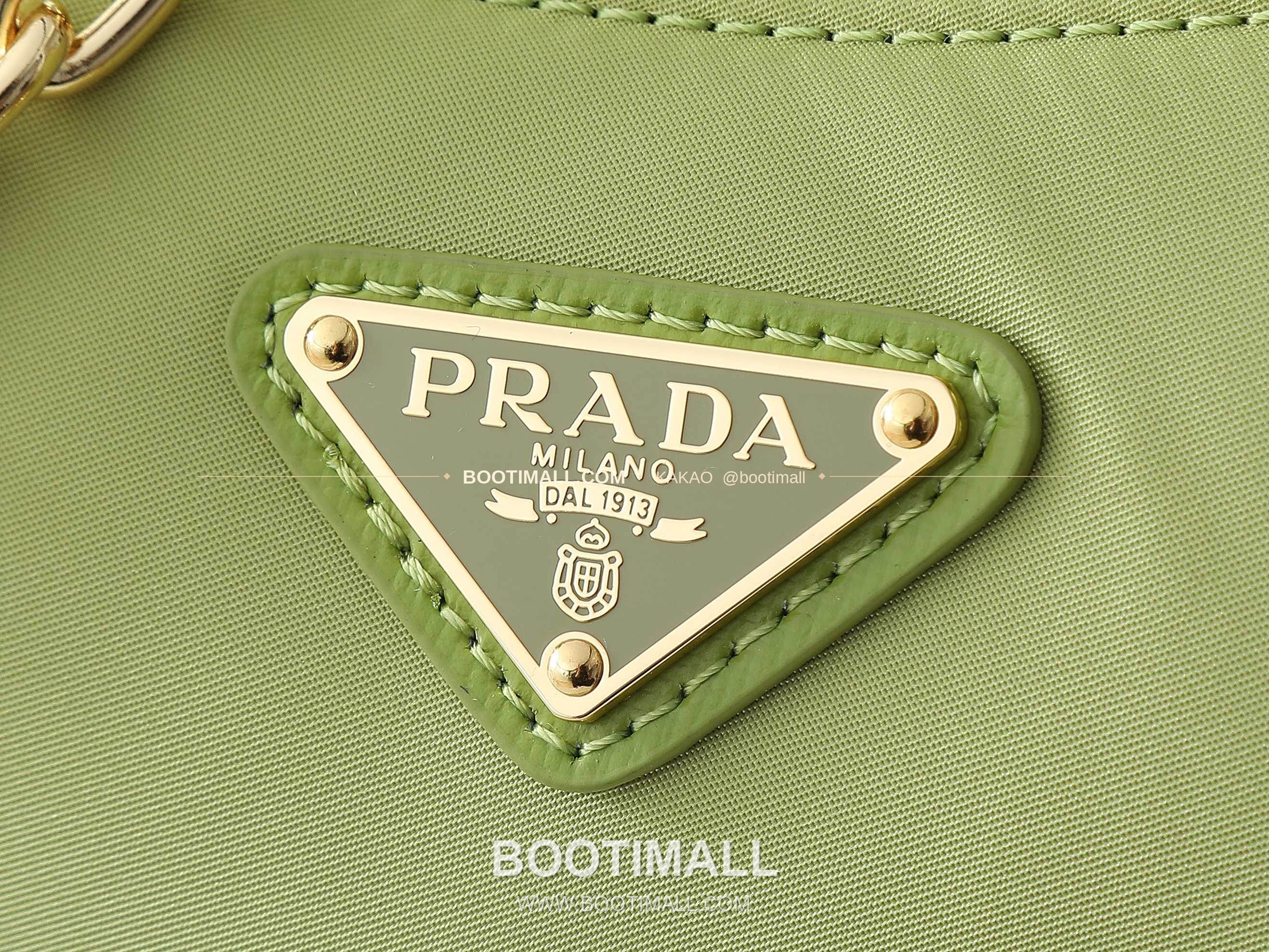 프라다 Re-Nylon 체인 하프문 숄더백 Prada Re-Nylon Chain Half Moon Shoulder Bag 1BH222 30cm 13