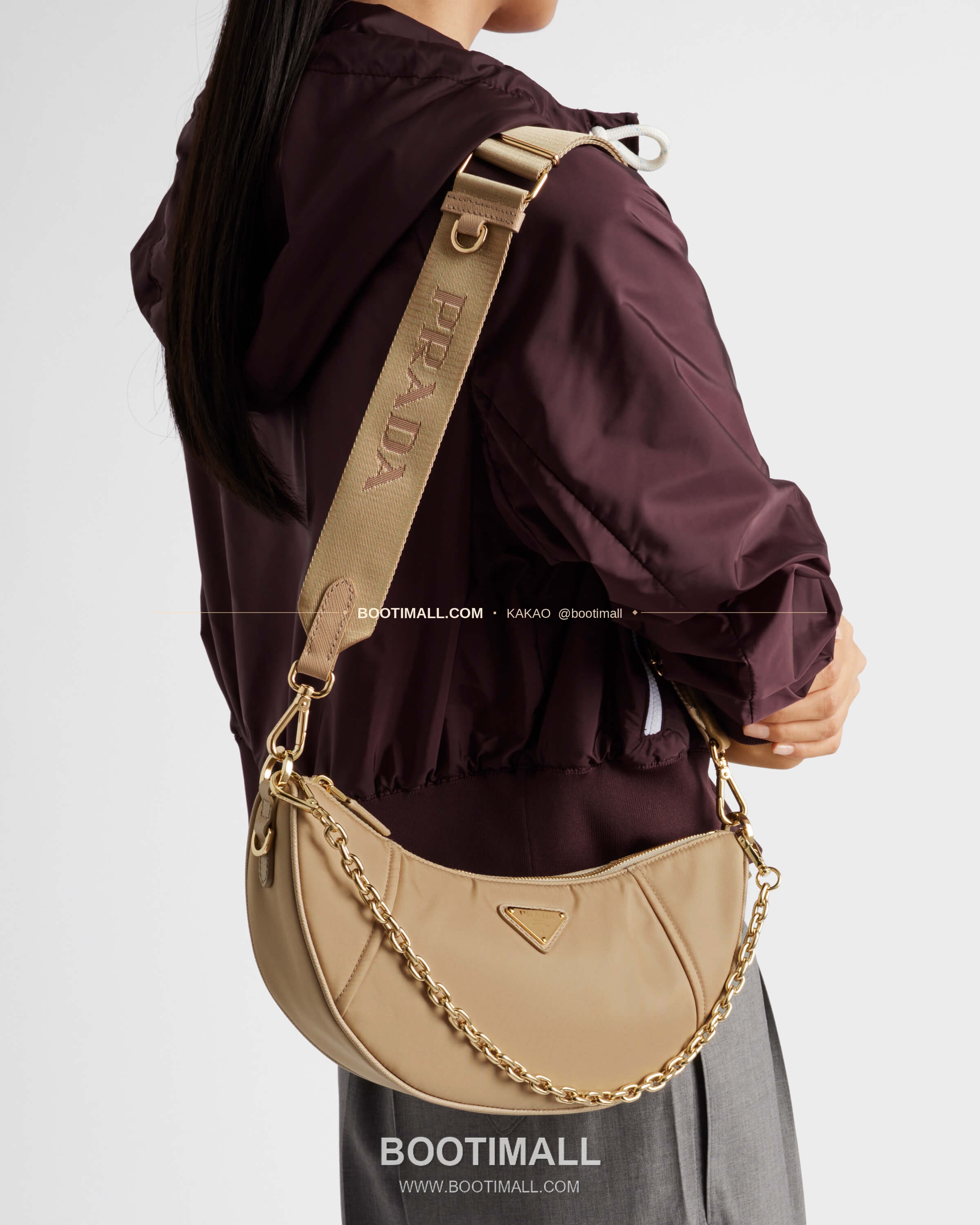 프라다 Re-Nylon 체인 하프문 숄더백 Prada Re-Nylon Chain Half Moon Shoulder Bag 1BH222 30cm 2