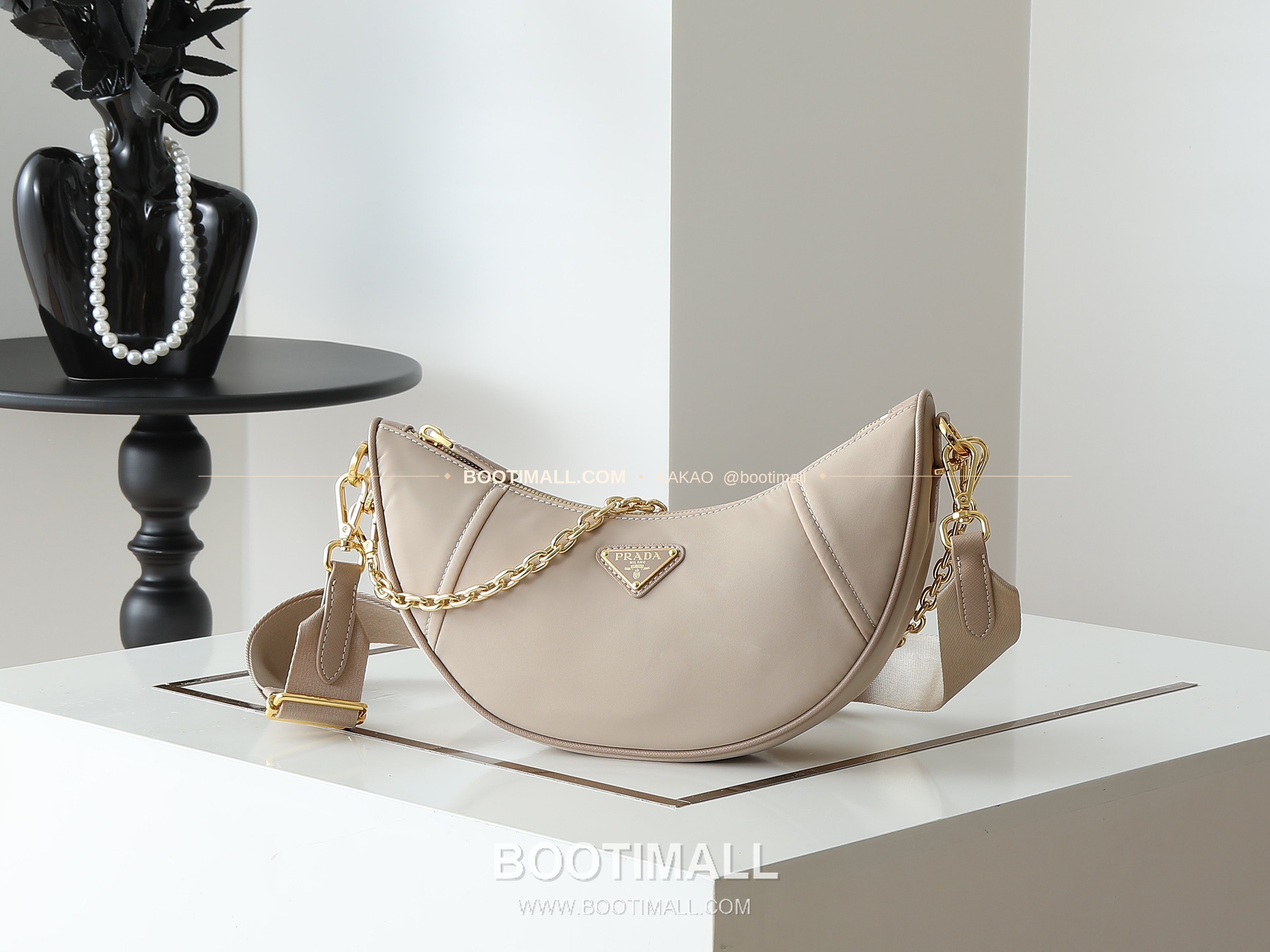 프라다 Re-Nylon 체인 하프문 숄더백 Prada Re-Nylon Chain Half Moon Shoulder Bag 1BH222 30cm 8